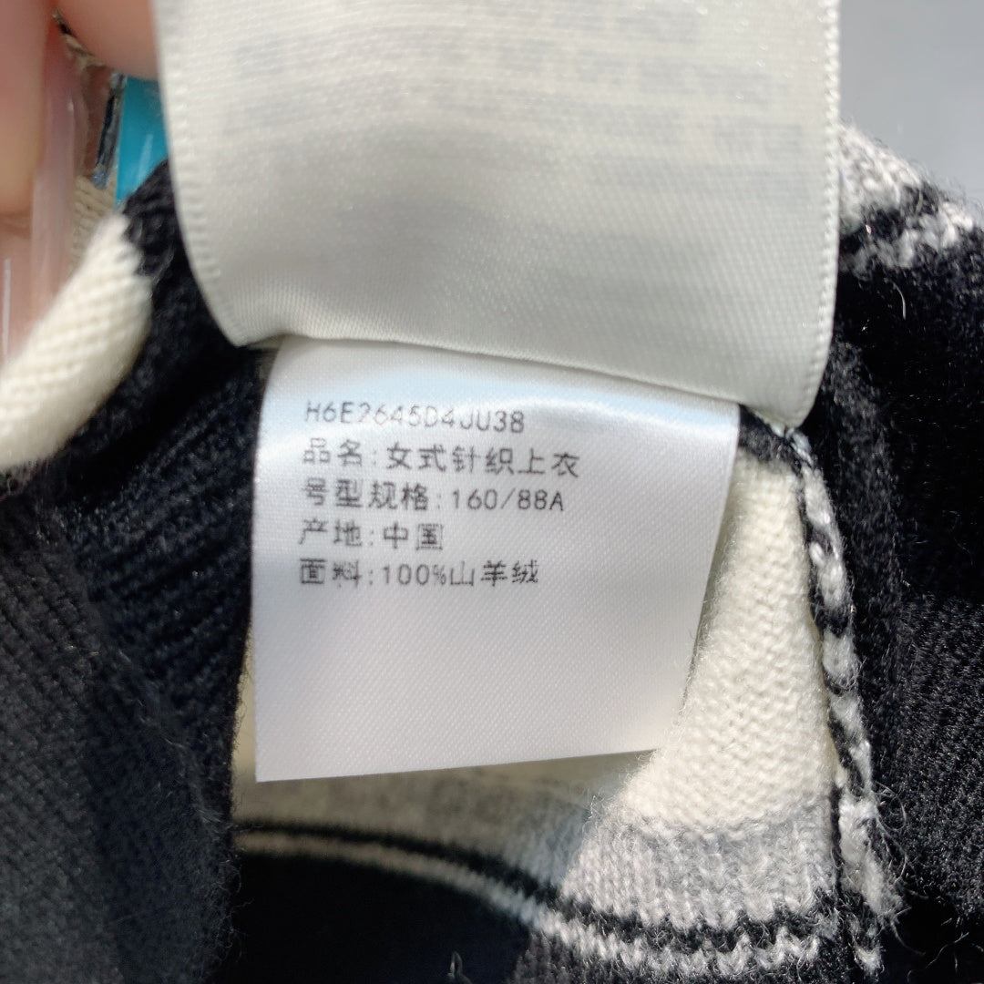 HM Ex-Libris Short-Sleeve Sweater Cream Cashmere 700025