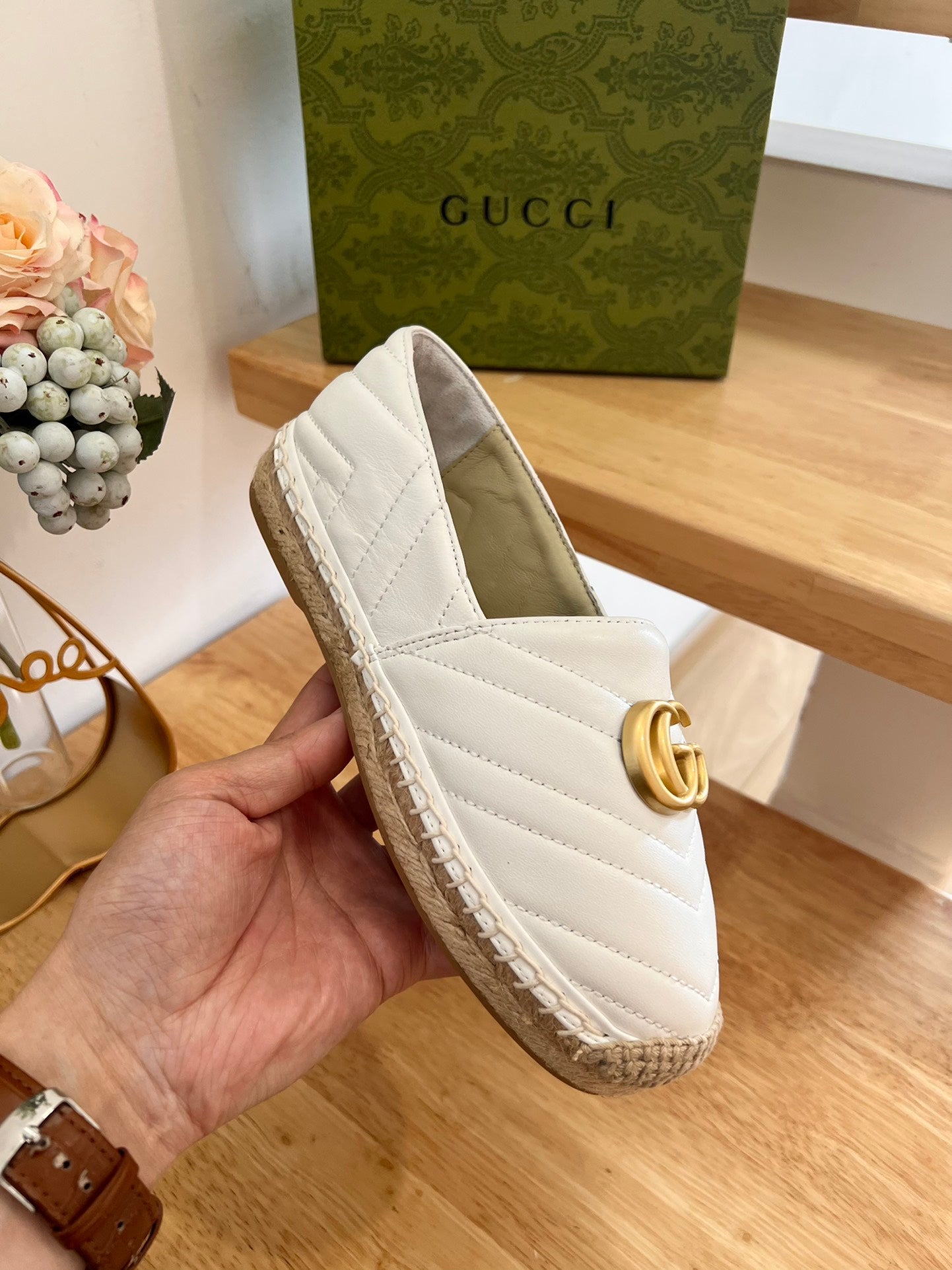 GG 26ss Loafer White Straw Sheepskin 692194