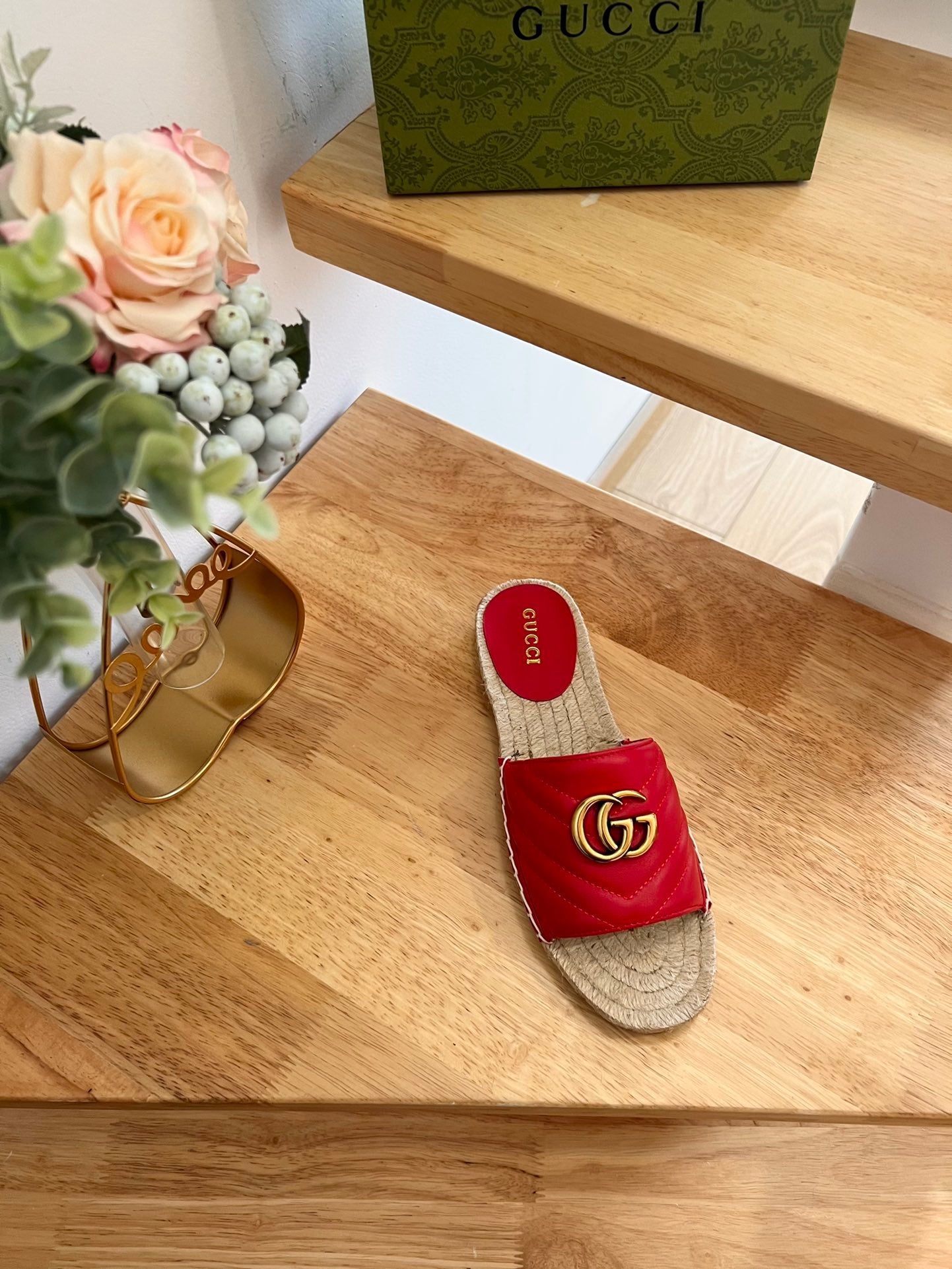 GG 26ss Slide Red Straw Sheepskin 692198