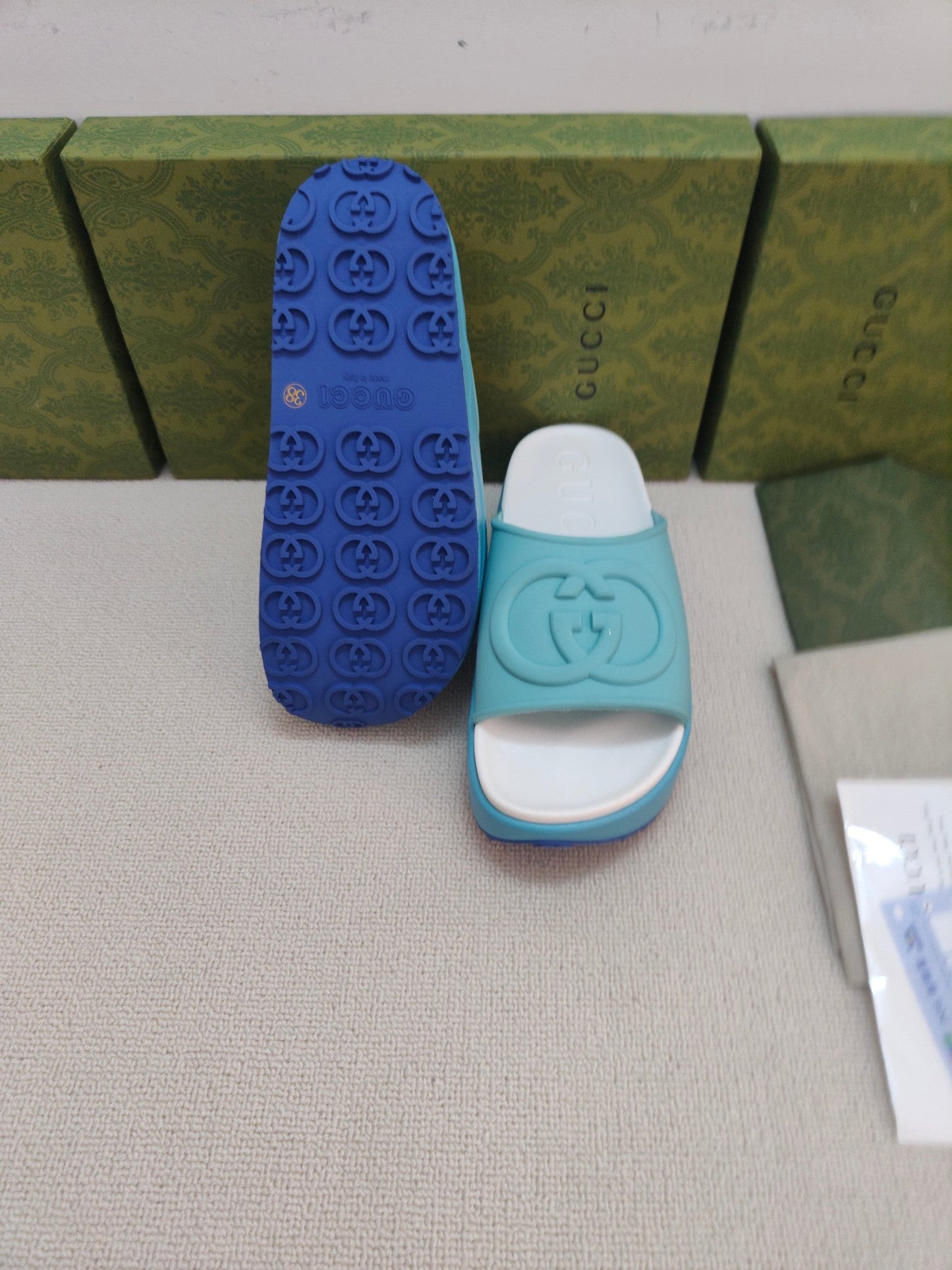 GG Lide Sandal With Interlocking Blue Rubber 788132