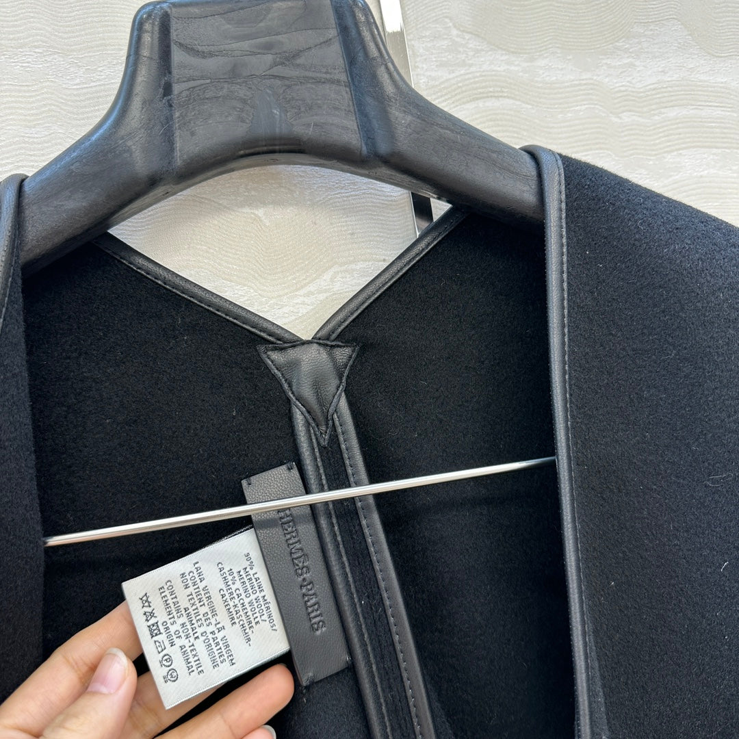 HM SS26 Kelly Lock Poncho Black Wool Cashmere 351152