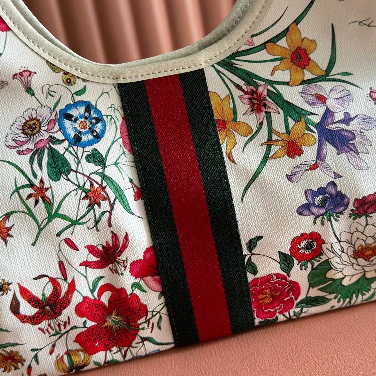 Gucci 2026 Giglio Flora Tote Bag 25cm Leather