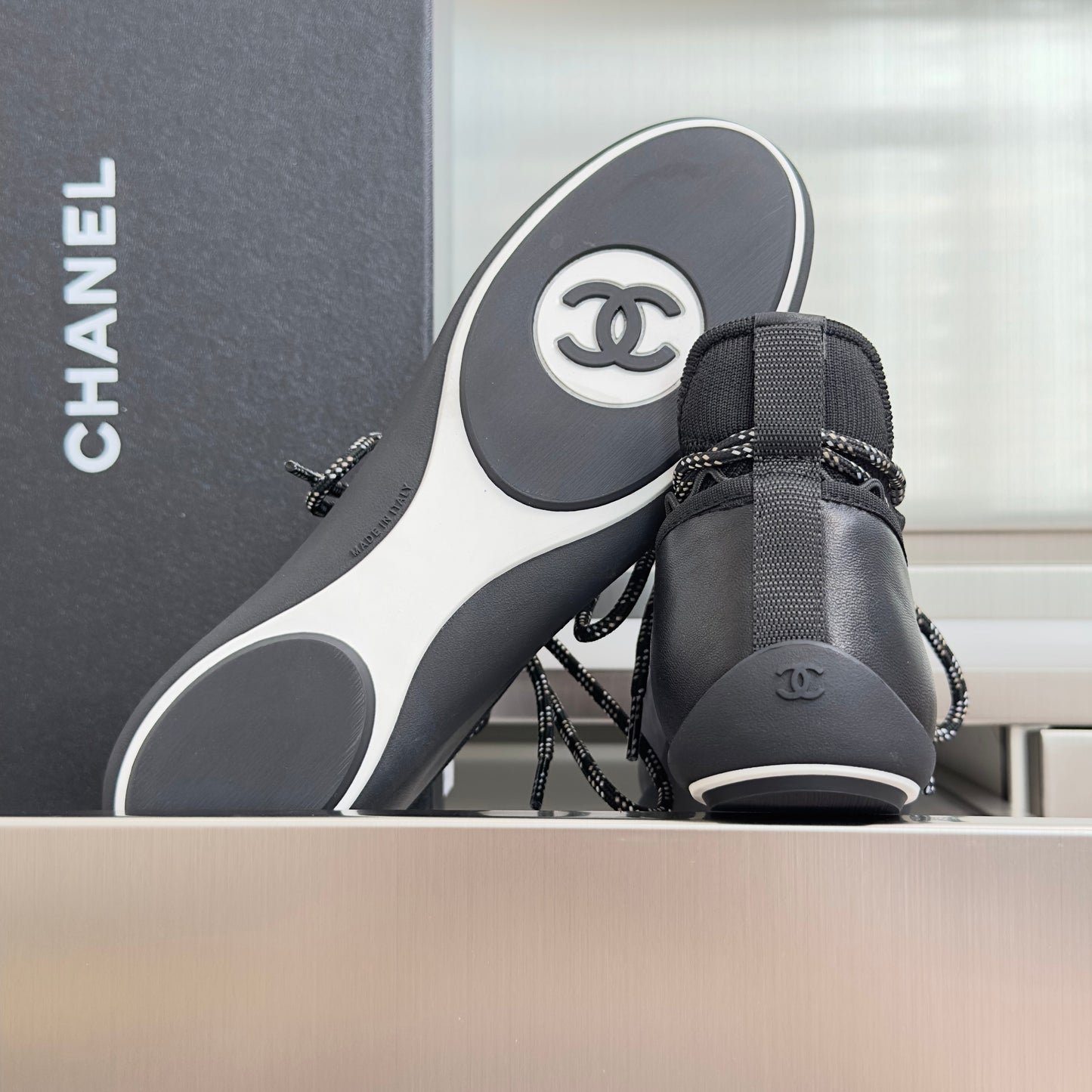 CC 26s Métiers d’art 2026 Sneakers Black Sheepskin Fibers 869408