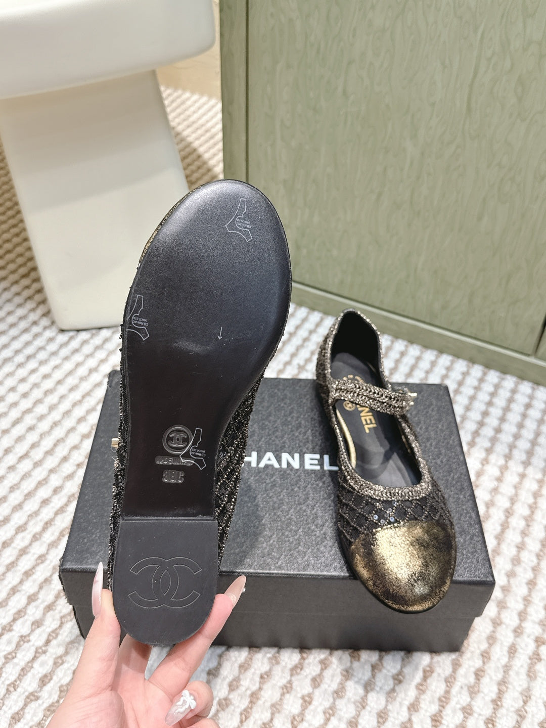CC 25s AW Ballet Flat Black Sequin Woven 612351