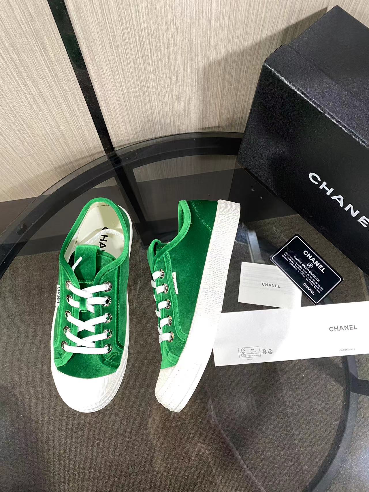 CC 26s Sneaker Teal Green Velvet 799313