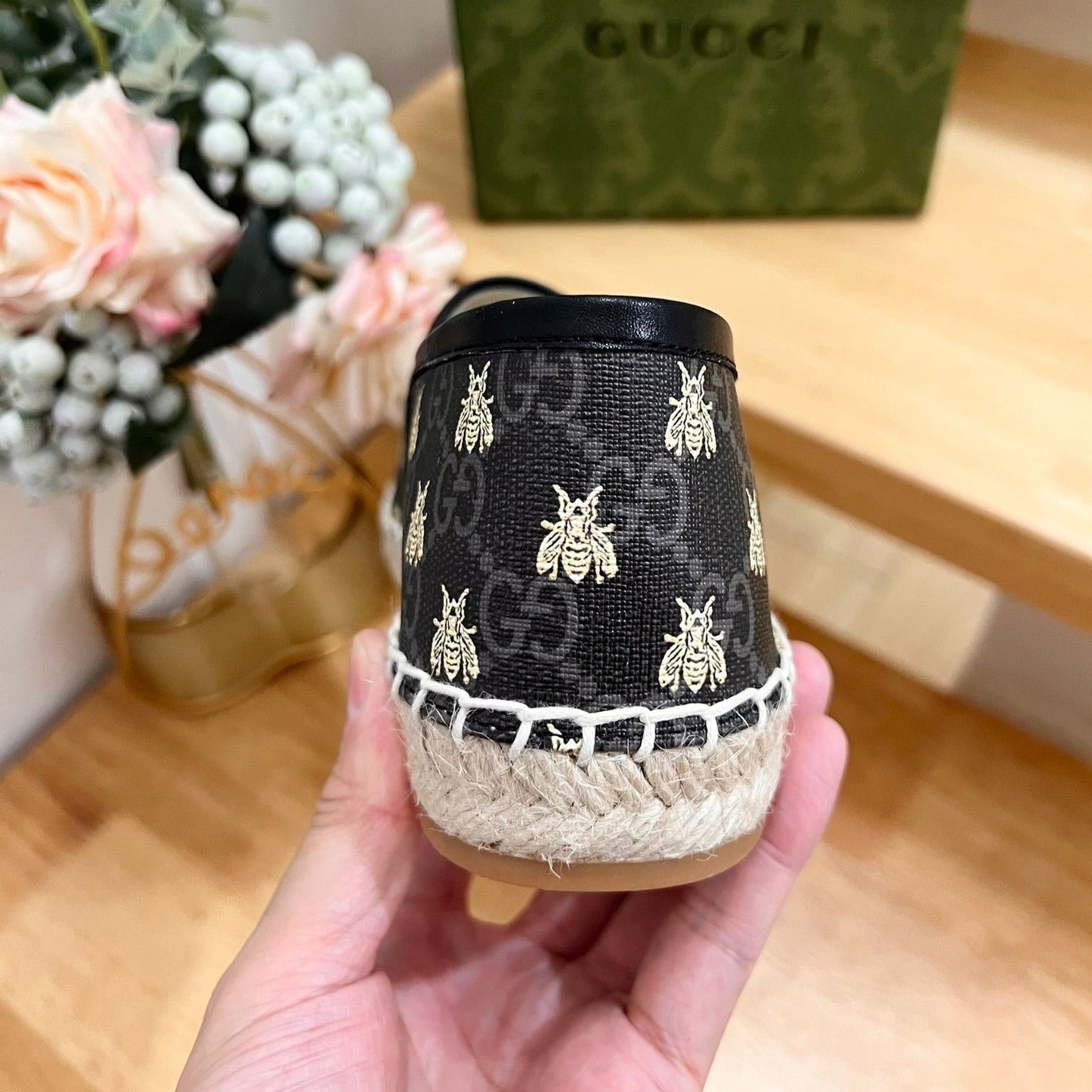 GG Supreme Flat Shoes Black Caro