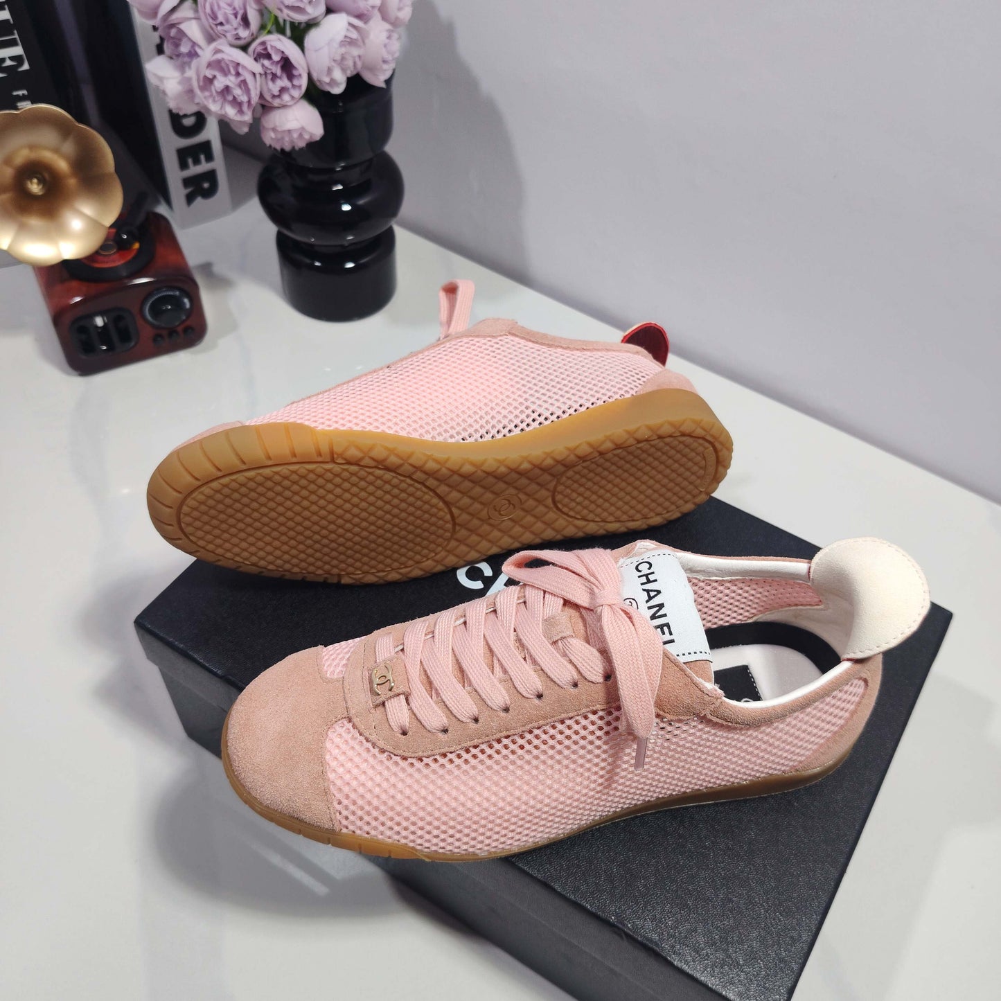 CC 26s Sneakers Light Pink Suede Mesh 953773
