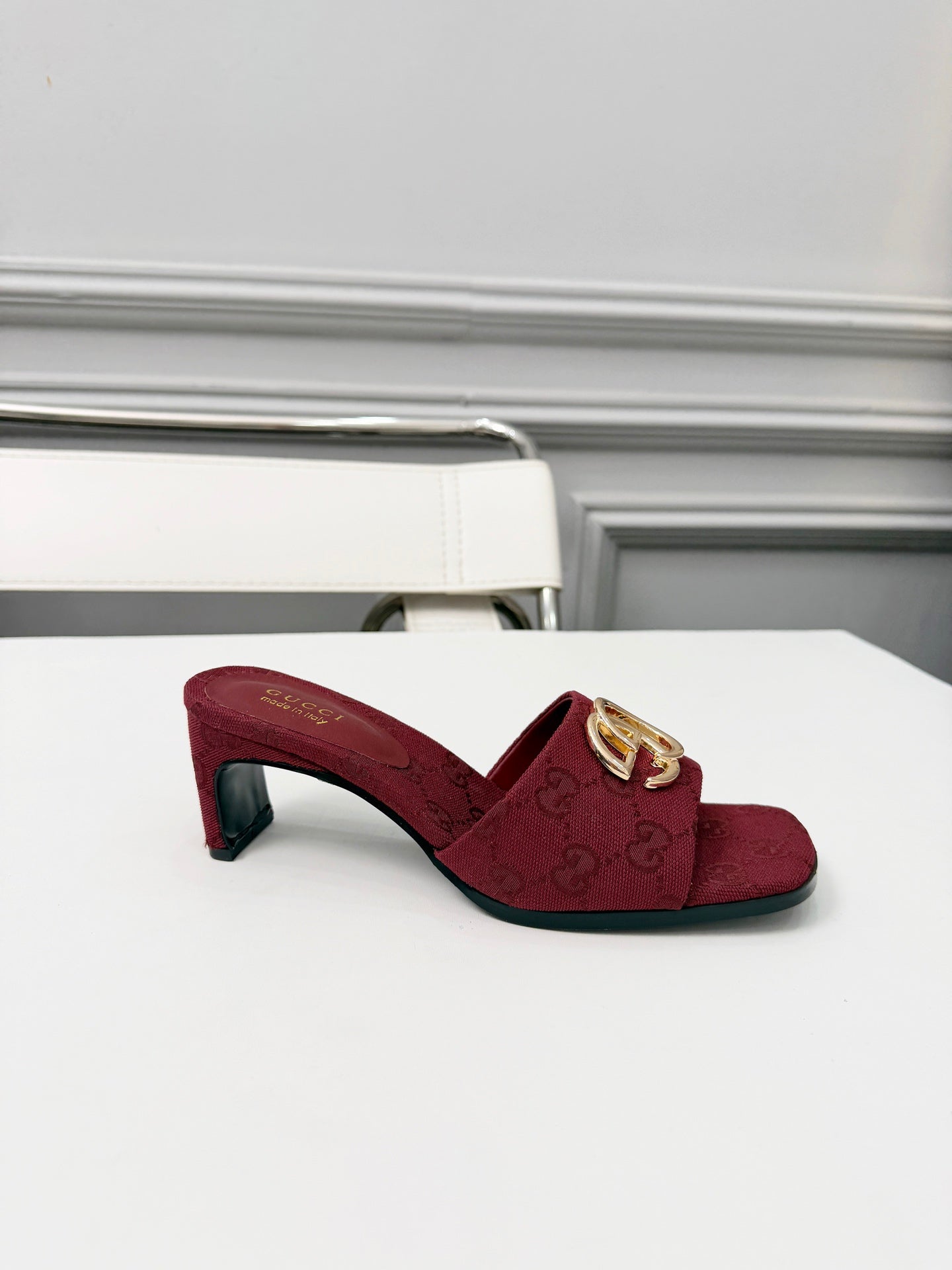 GG 2026 Early Spring Sandals Burgundy Canvas Sheepskin 688525