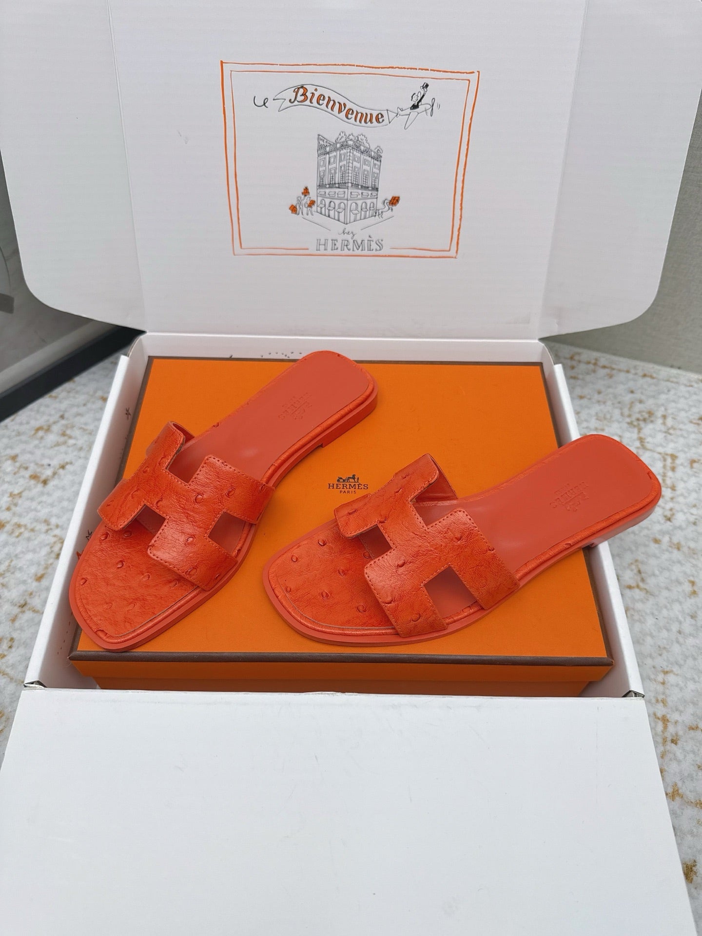 HM 26ss Oran Sandals Dark Orange Ostrich Leather 625105