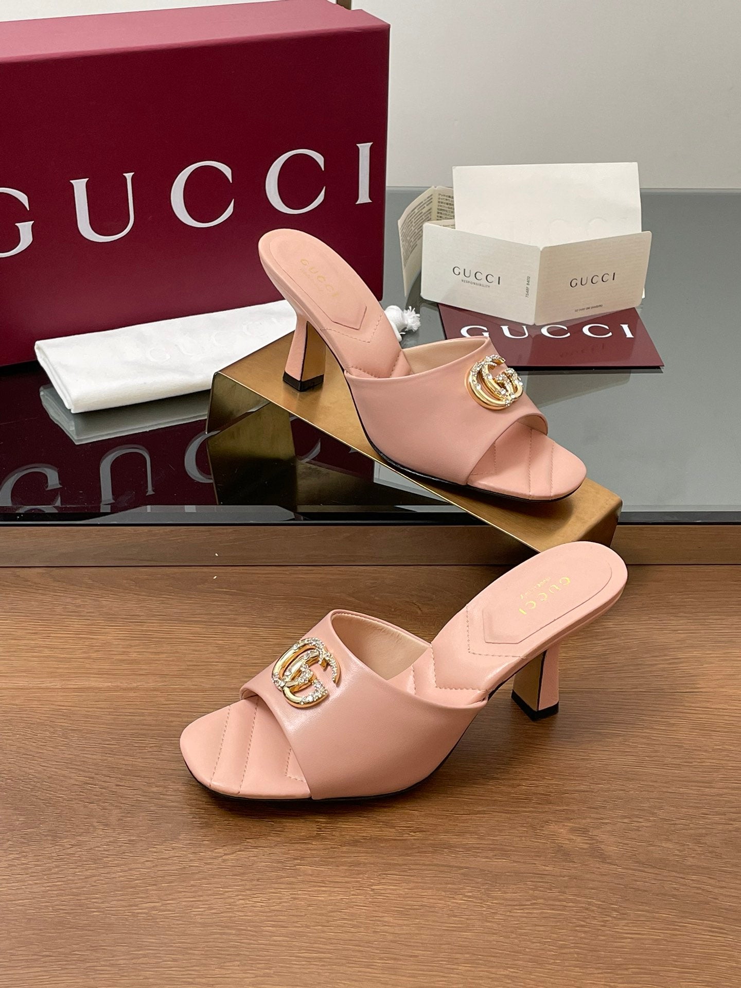 GG Canvas Mid-Heel Mules 7.5cm Light Pink Sheepskin 646479