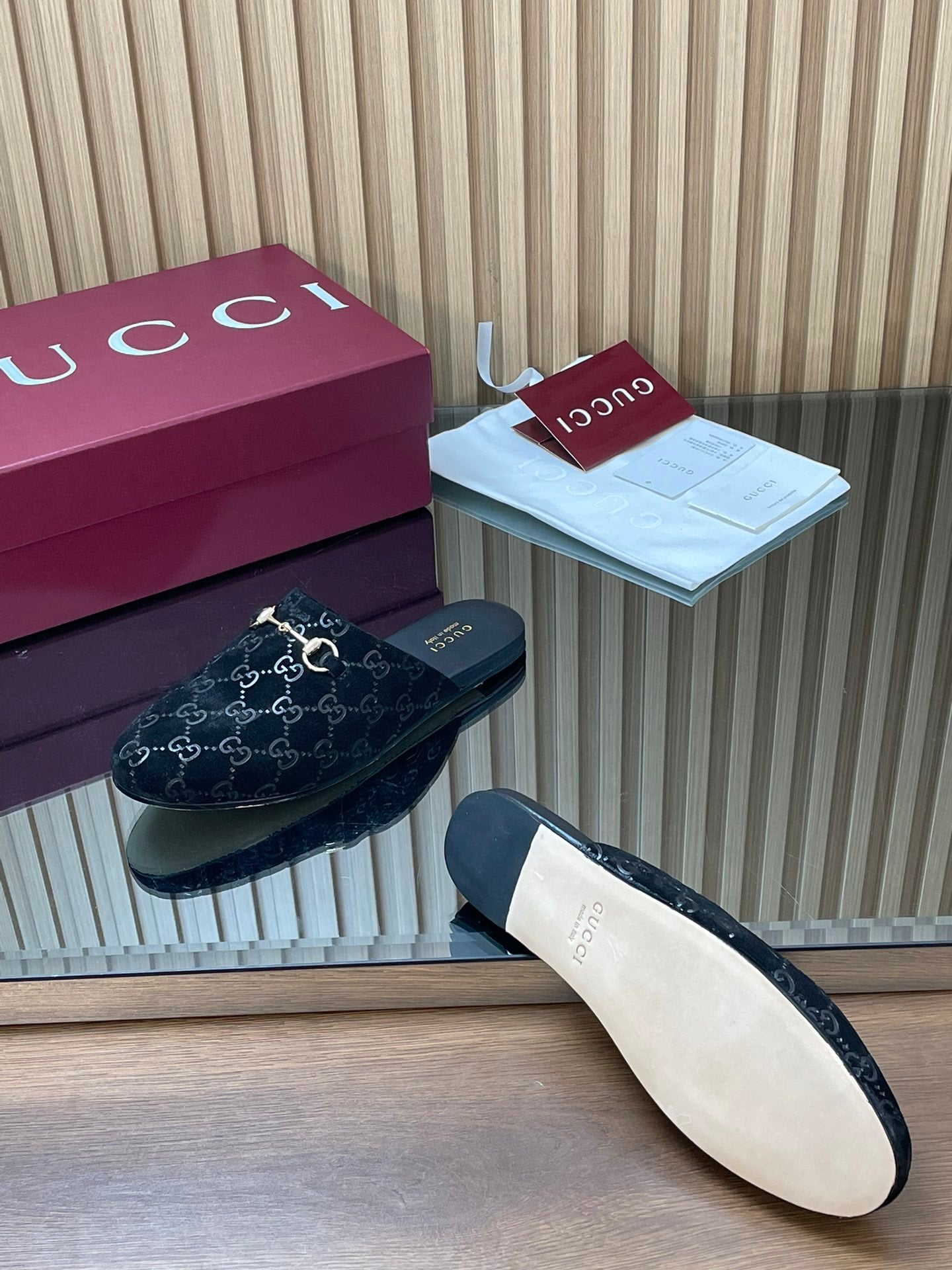 Gucci 25 Horsebit Mule Black GG Suede 563078