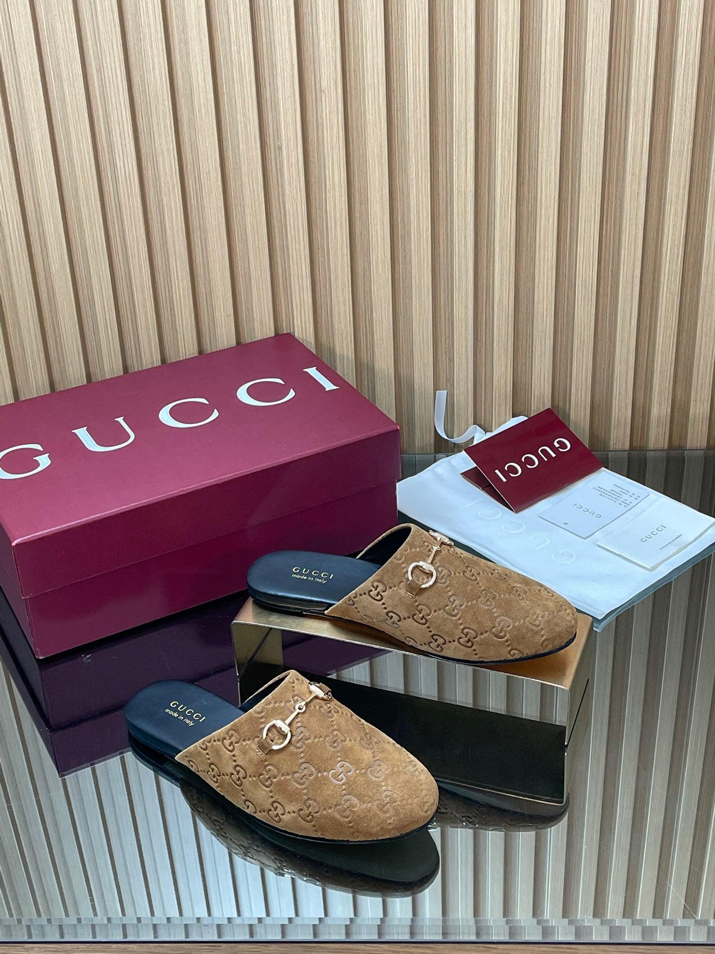 Gucci 25 Horsebit Light Brown Mule GG Suede 563082