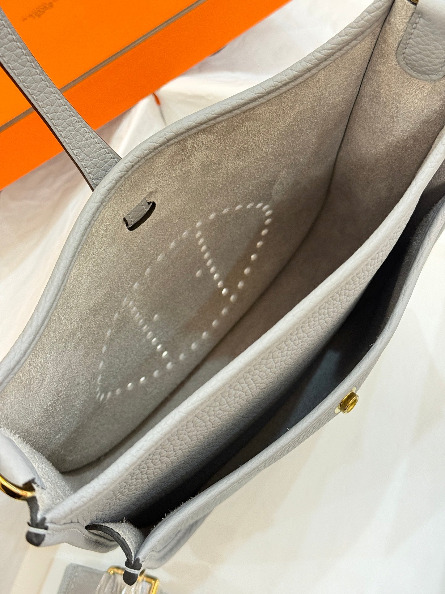 HM Evelyne 23cm Light Grey Togo Leather 281211