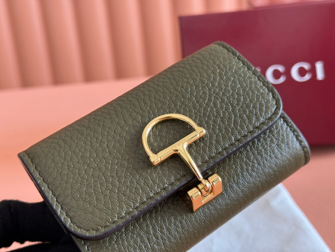 Softbit Card Case 10.5 In Green Grainy Calfskin Gold Hardware