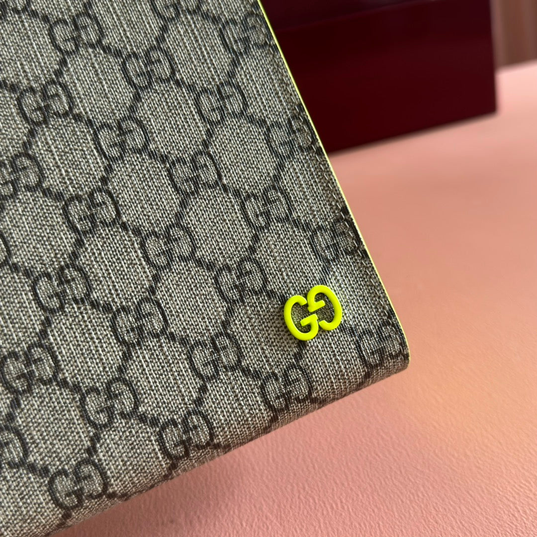GG Small Bicolor Supreme Pouch Neon Beige Canvas Leather