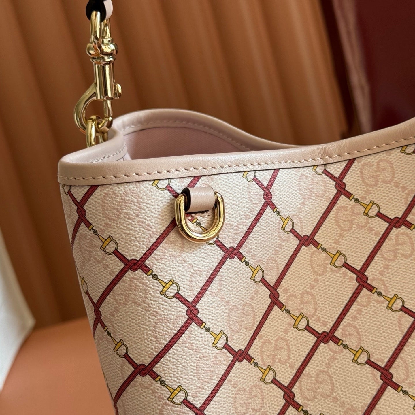 GG Emblem Bucket Bag 25cm Pink Red GG Fabric