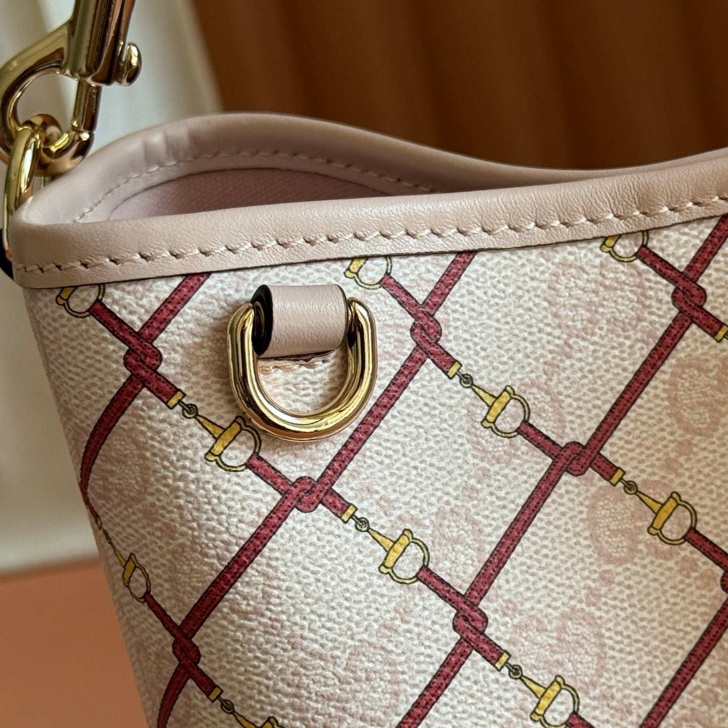 GG Emblem Small Bucket Bag Pink Red GG Fabric