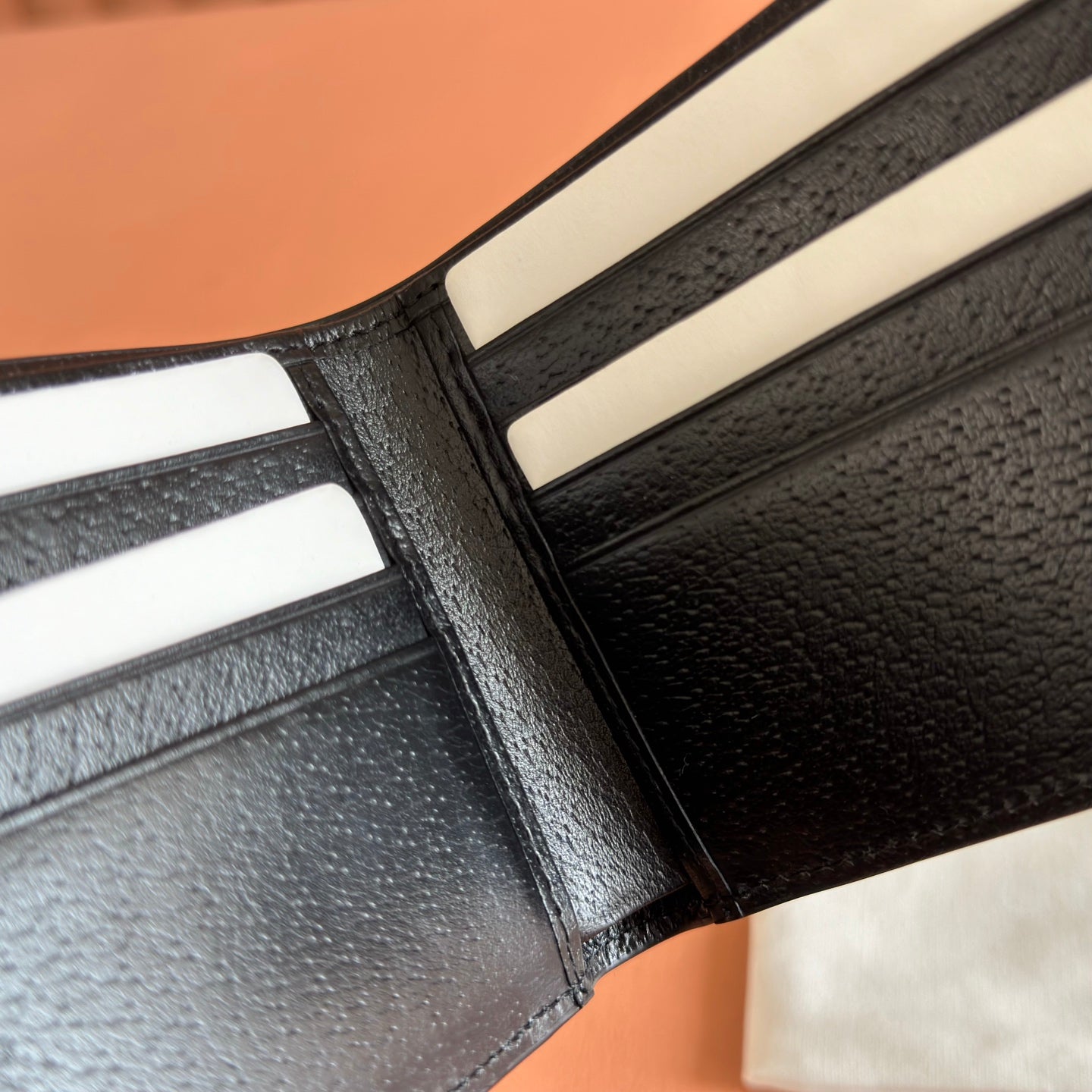 GG Marmont Bi-Fold Wallet Black Pebbled Leather GHW