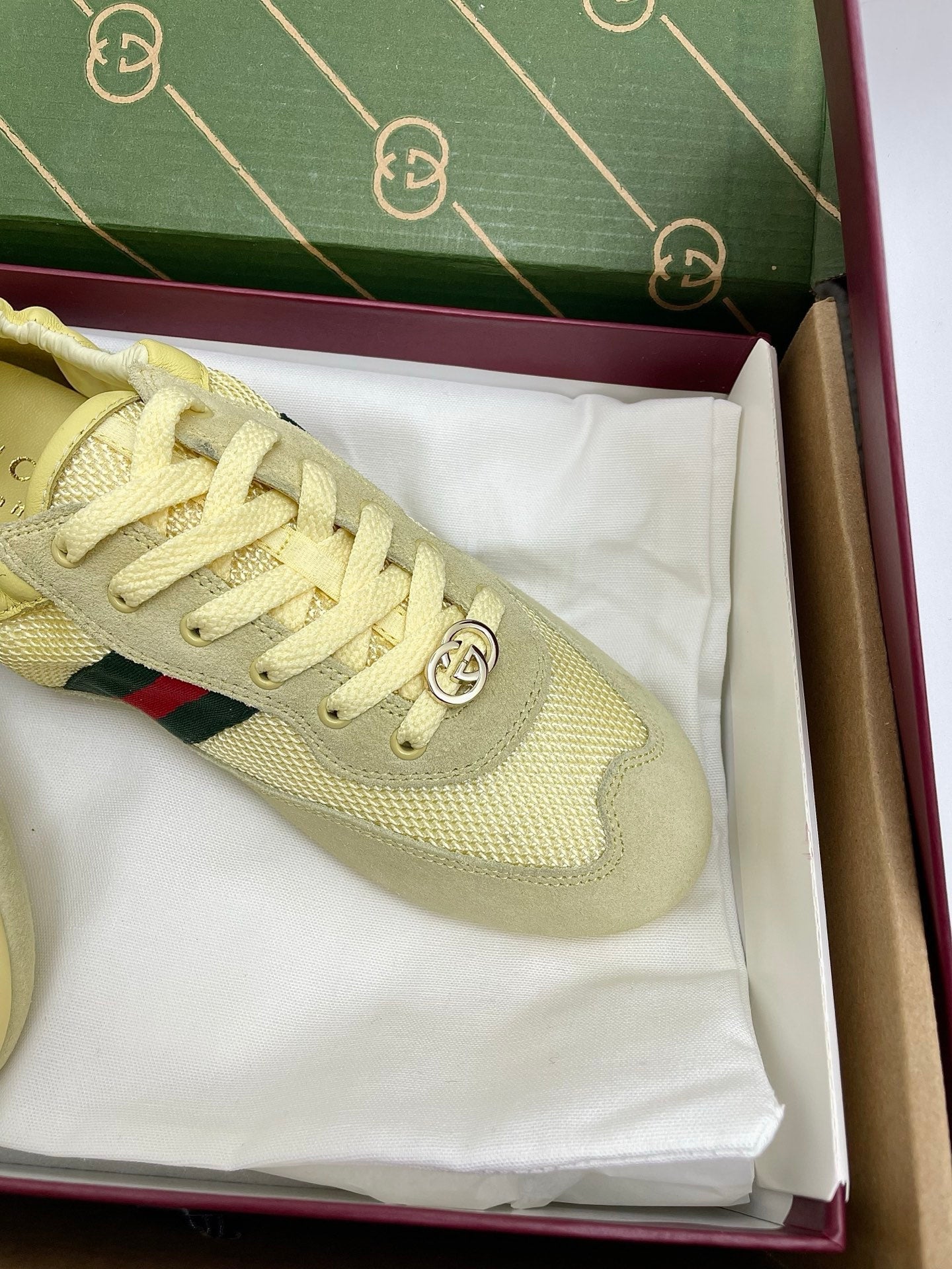 GG Women's Crystal Shift Trainers Yellow Mesh Suede 611292