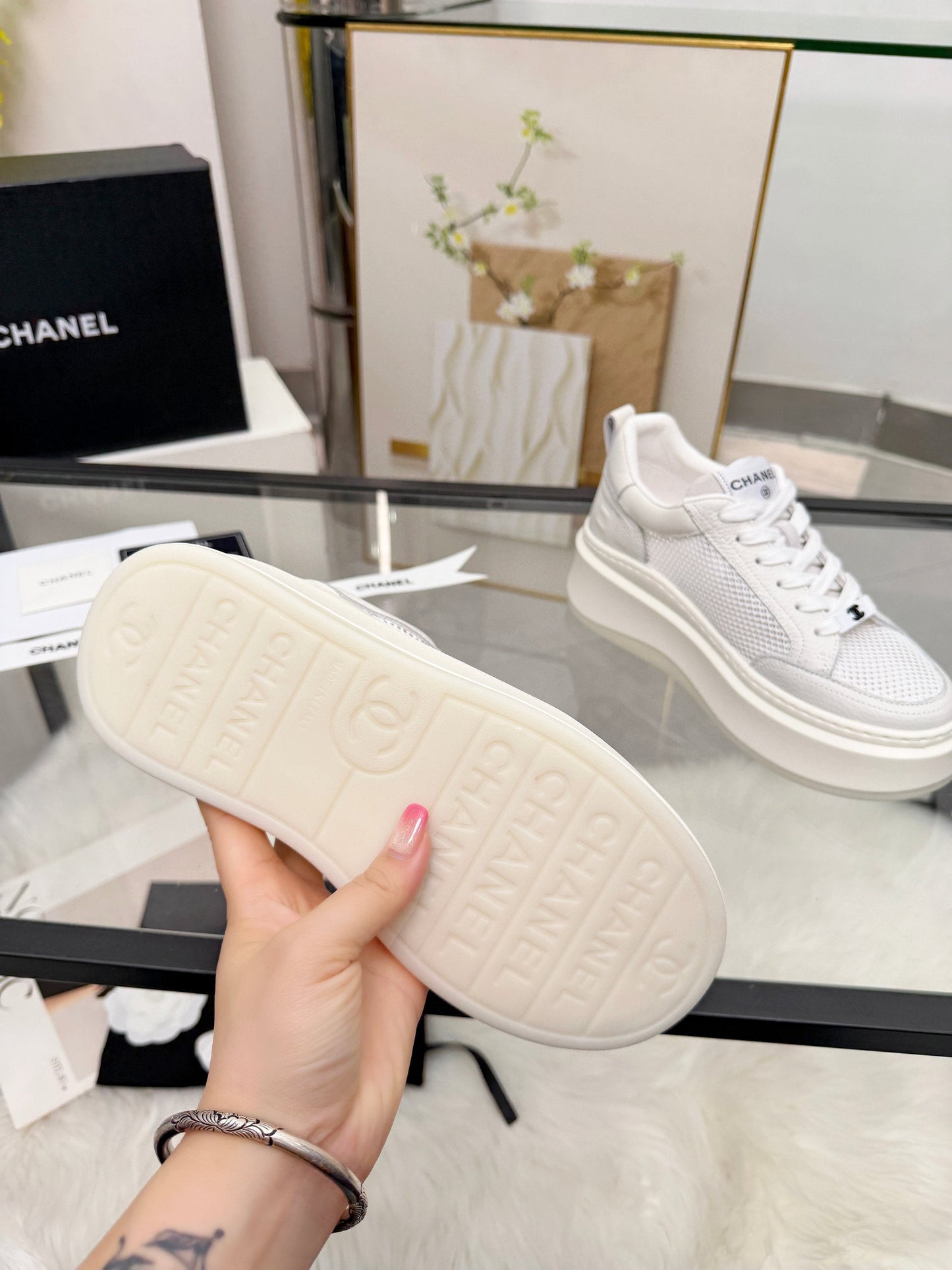 CC 26s Sneaker White Cowhide Mesh 723082