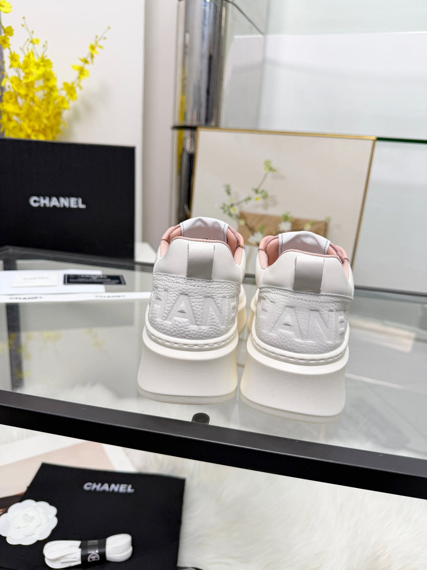 CC 26s Sneaker Pink White Cowhide Mesh 723083