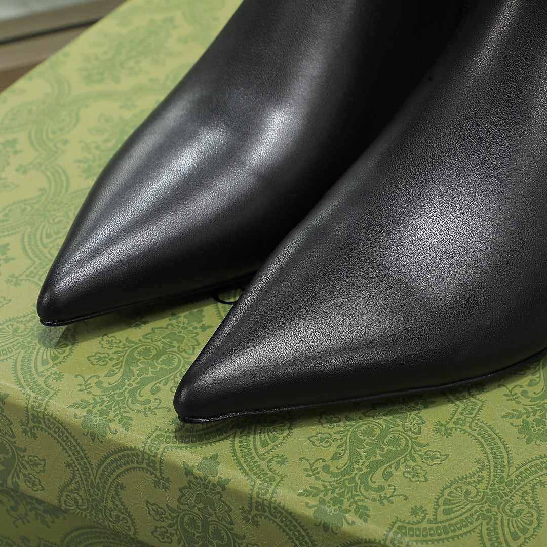 GG Ankle Boots with Chain 45mm Black Calfskin 432685