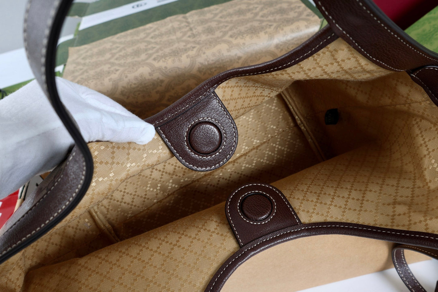 Gucci 26s Giglio Small Tote Bag Sand Brown Fabric