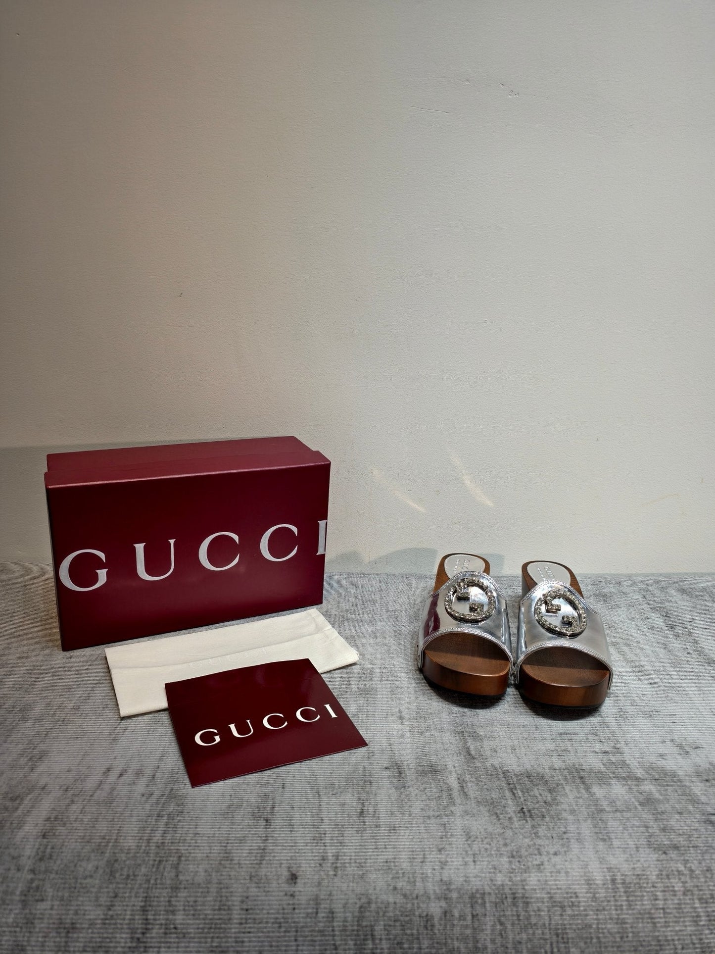 GG Clog Sliver Patent Leather 864265