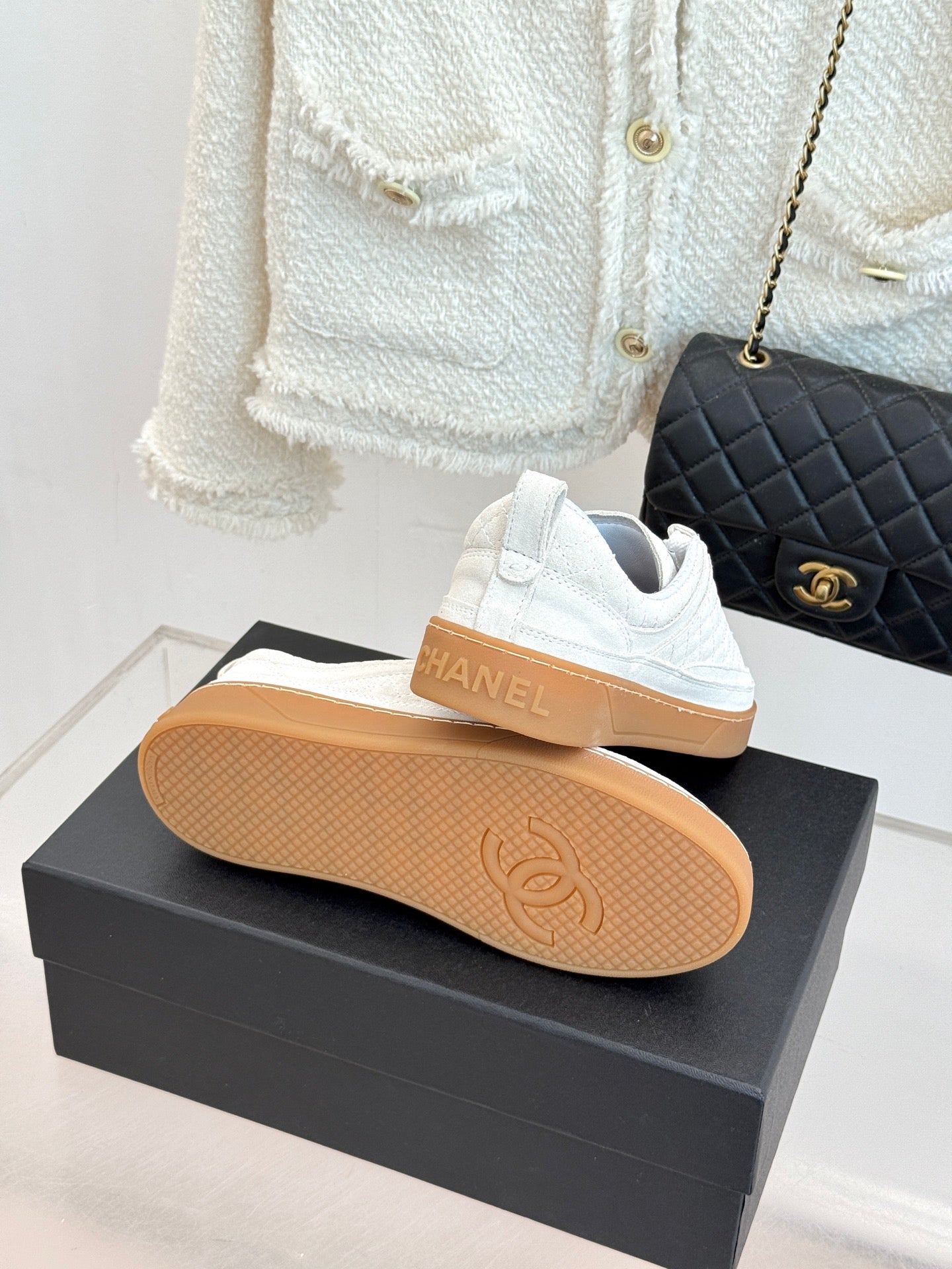 CC Casual Sports Shoes White Diamond Pattern Suede 920475