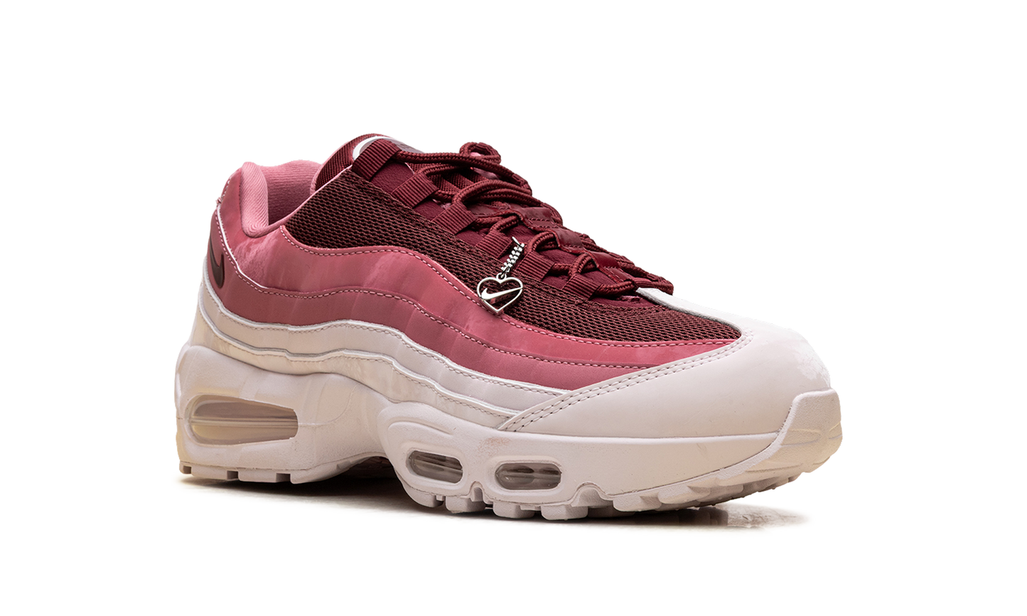 Air Max 95 WMNS "Valentine's Day 2026" IB8155 600