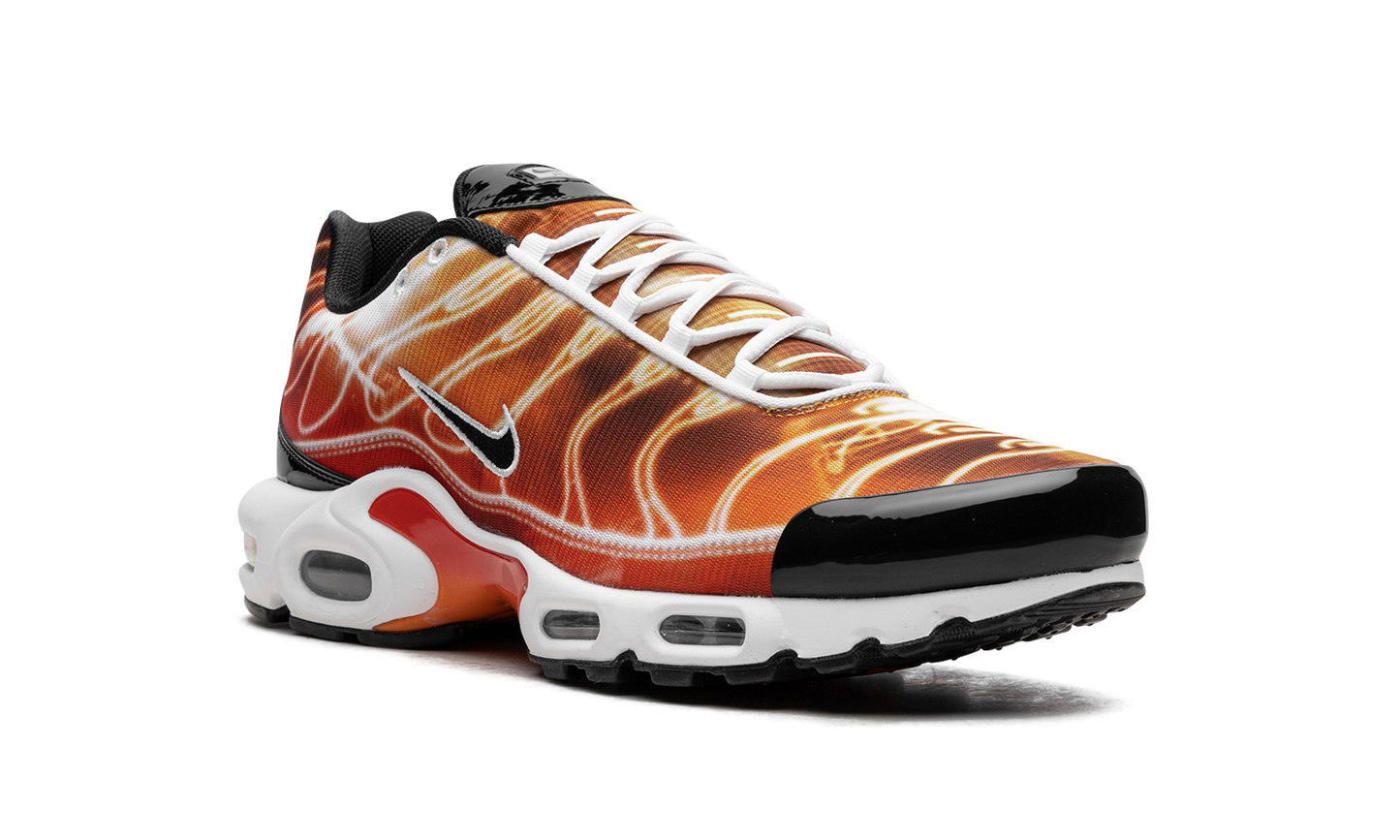 Air Max Plus "Light Photography - Sport Red" DZ3531 600
