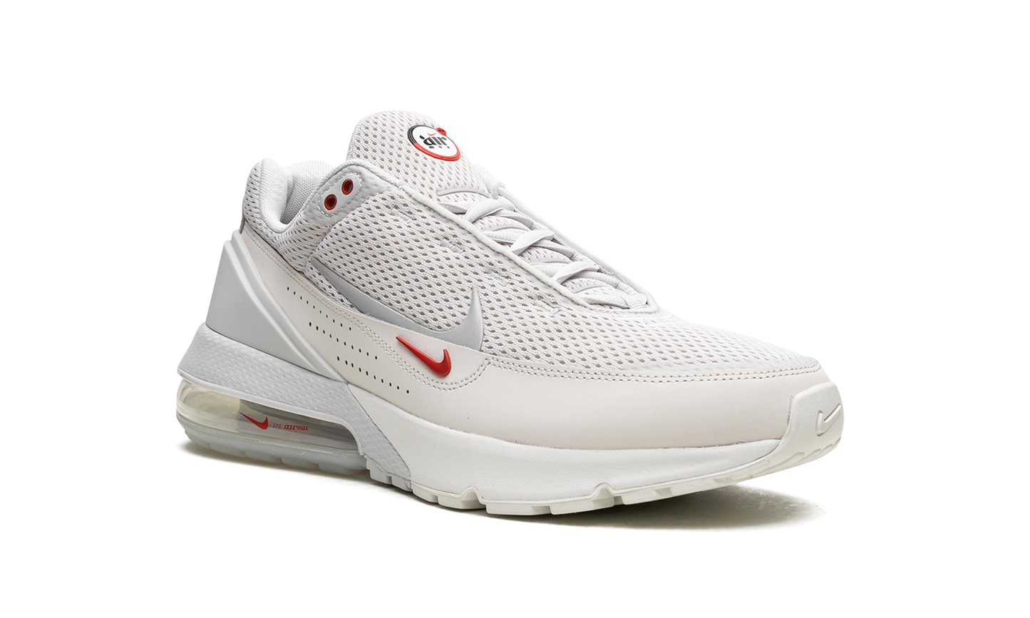Air Max Pulse "Photon Dust" DR0453 001
