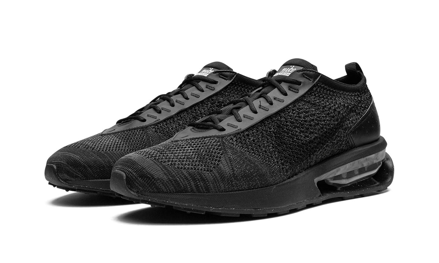 Air Max Flyknit Racer "Triple Black" FD2764 001