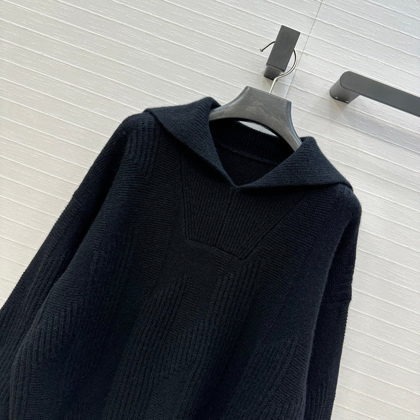 HM Letter Sweater in Black Cashmere
