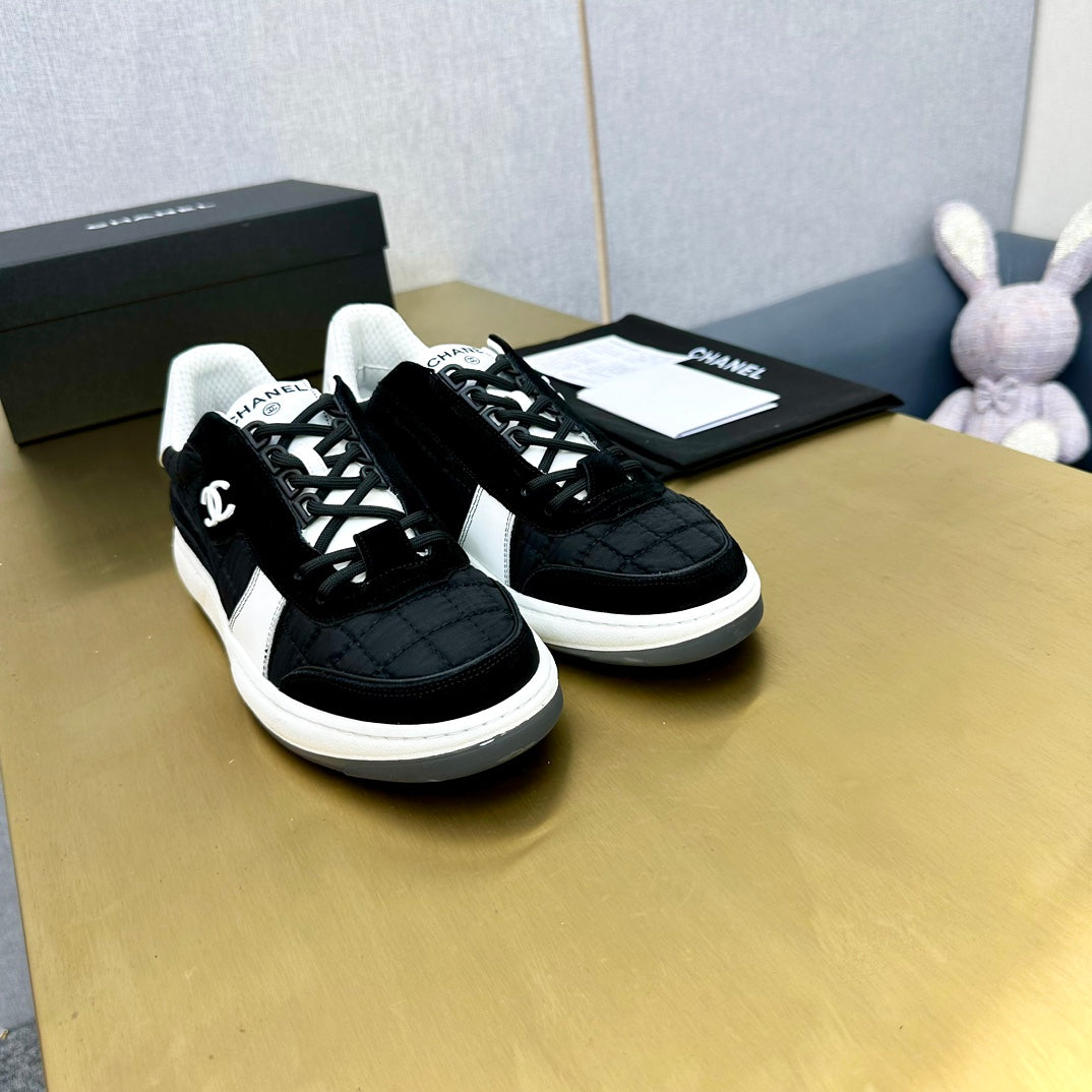 CC 26 Casual Panda Sneakers Black White in Nylon 815933