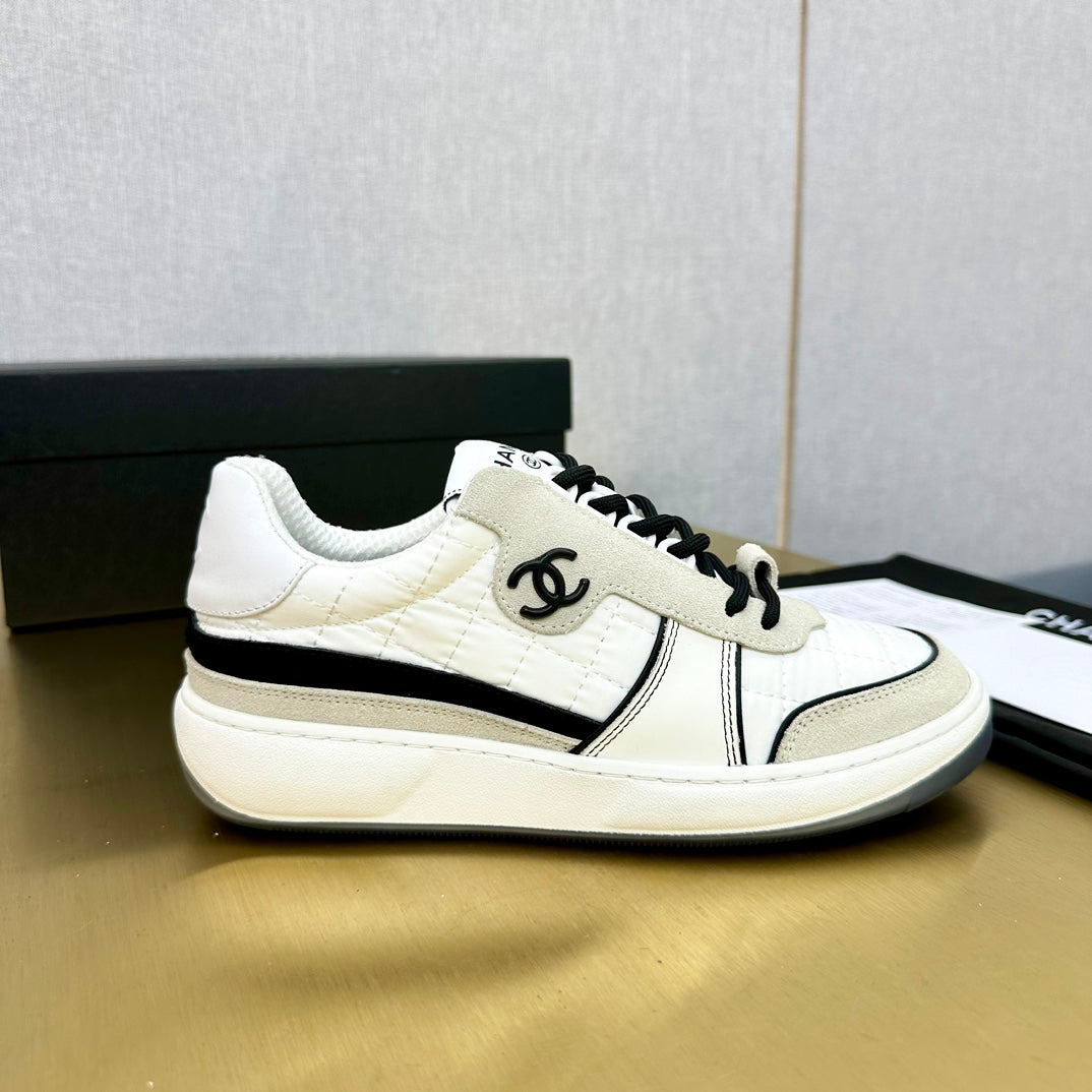 CC 26 Casual Panda Sneakers White in Nylon 815934