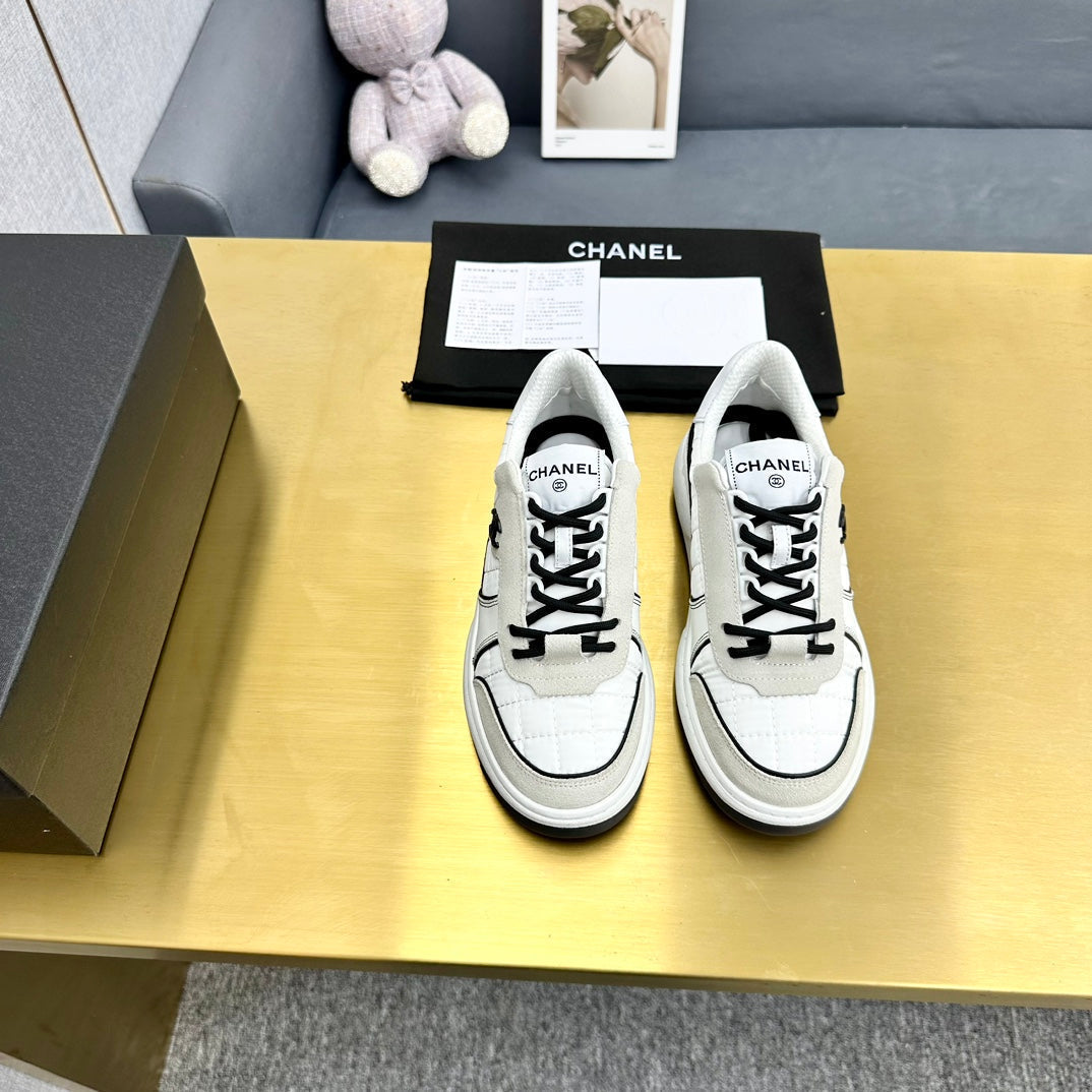 CC 26 Casual Panda Sneakers White in Nylon 815934