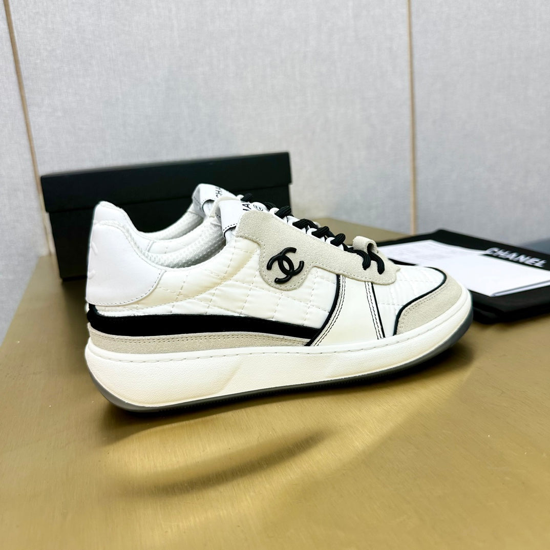 CC 26 Casual Panda Sneakers White in Nylon 815934