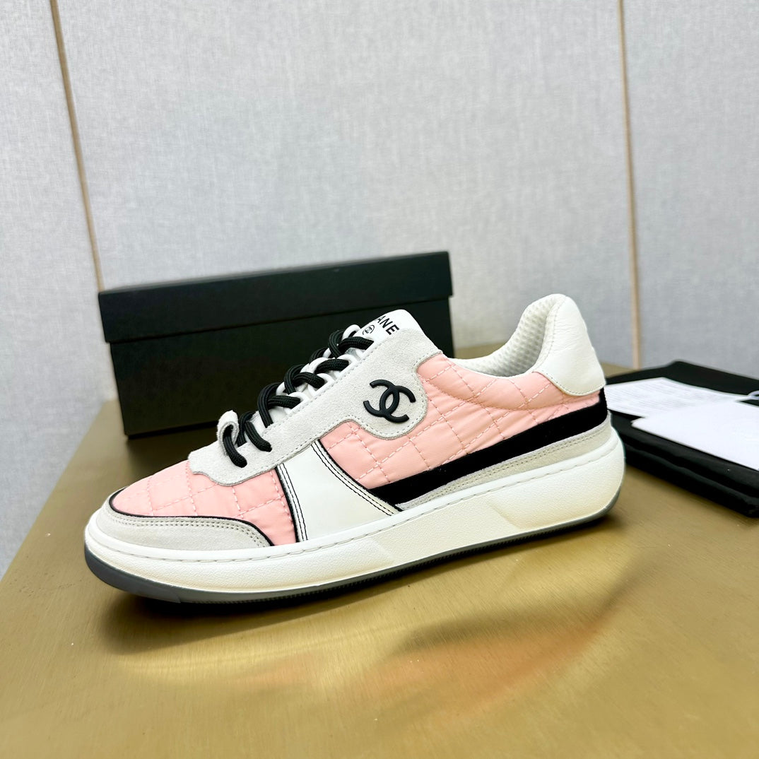 CC 26 Casual Panda Sneakers Light Pink in Nylon 815935