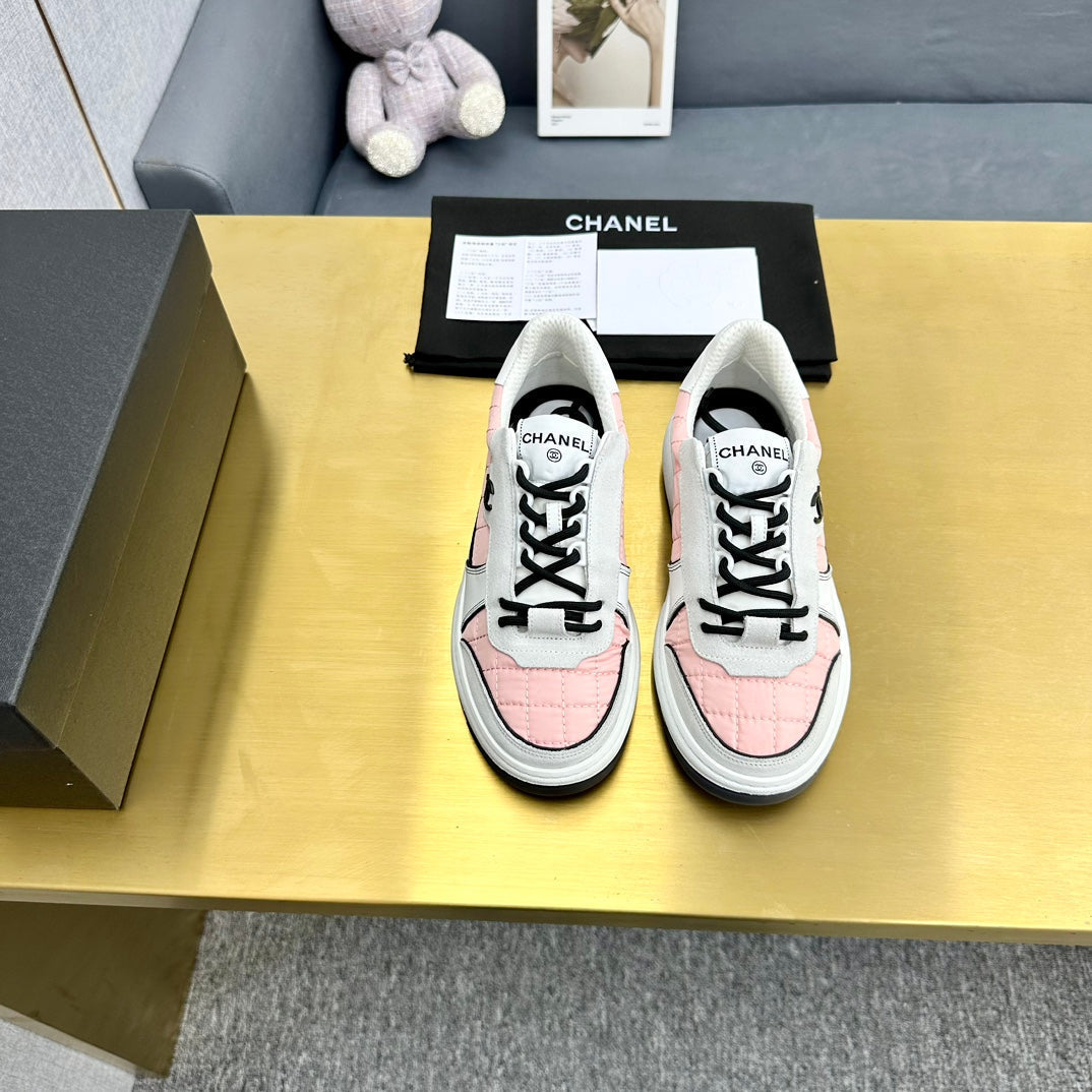 CC 26 Casual Panda Sneakers Light Pink in Nylon 815935
