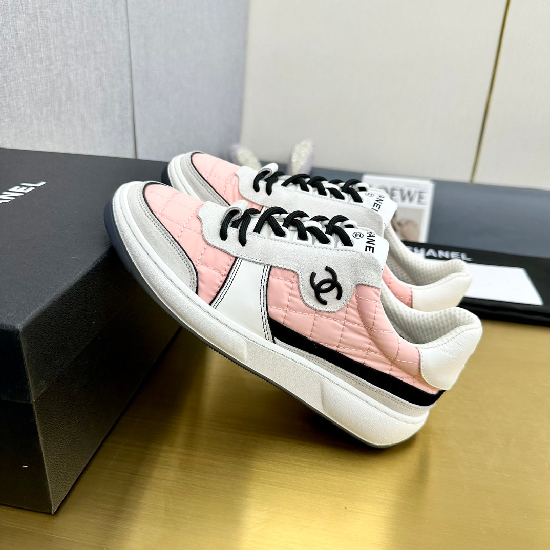 CC 26 Casual Panda Sneakers Light Pink in Nylon 815935