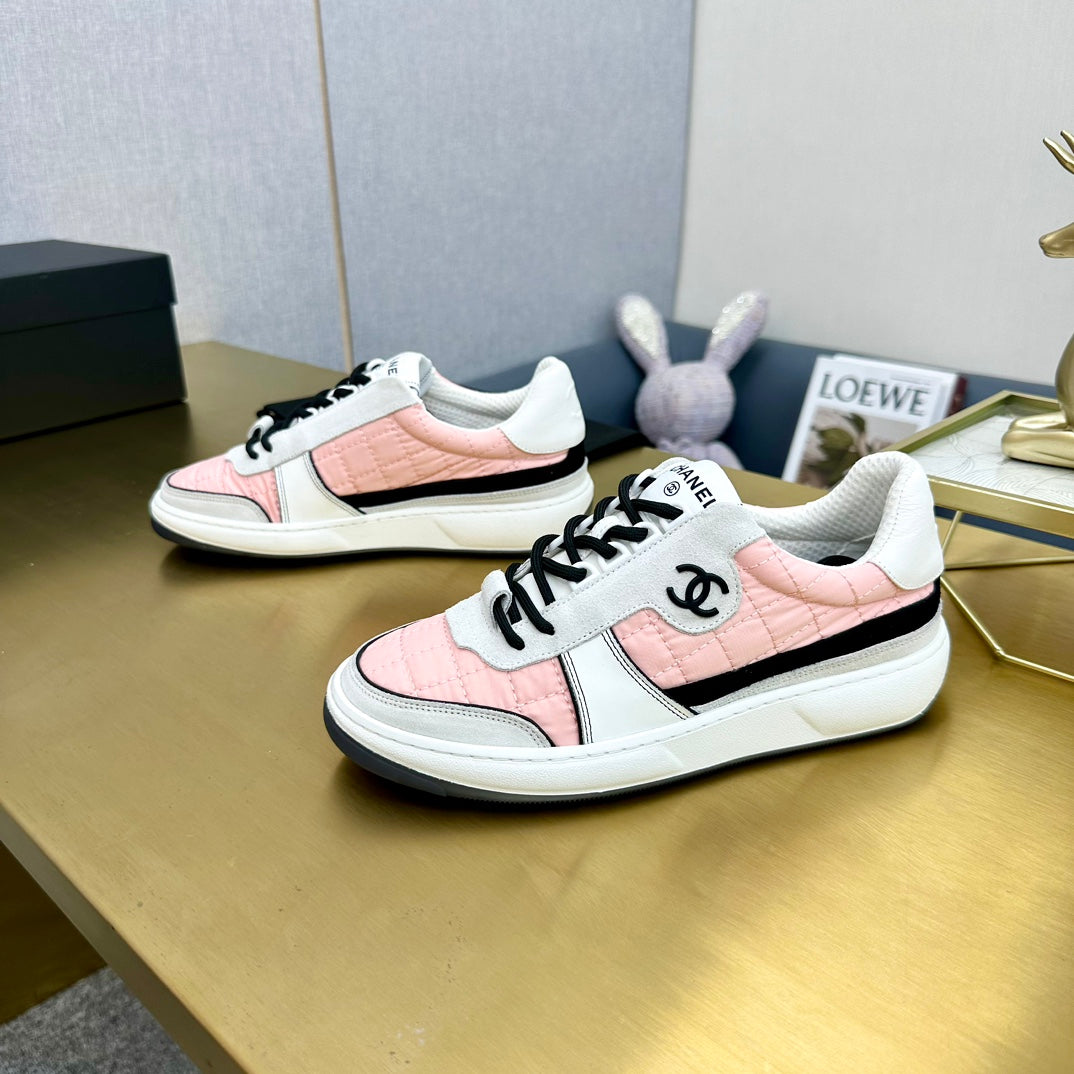 CC 26 Casual Panda Sneakers Light Pink in Nylon 815935