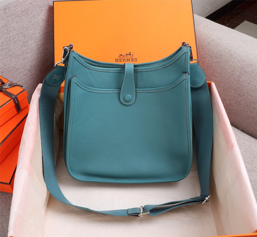 HM EVELYNE BAG 28 TEAL BLUE TOGO