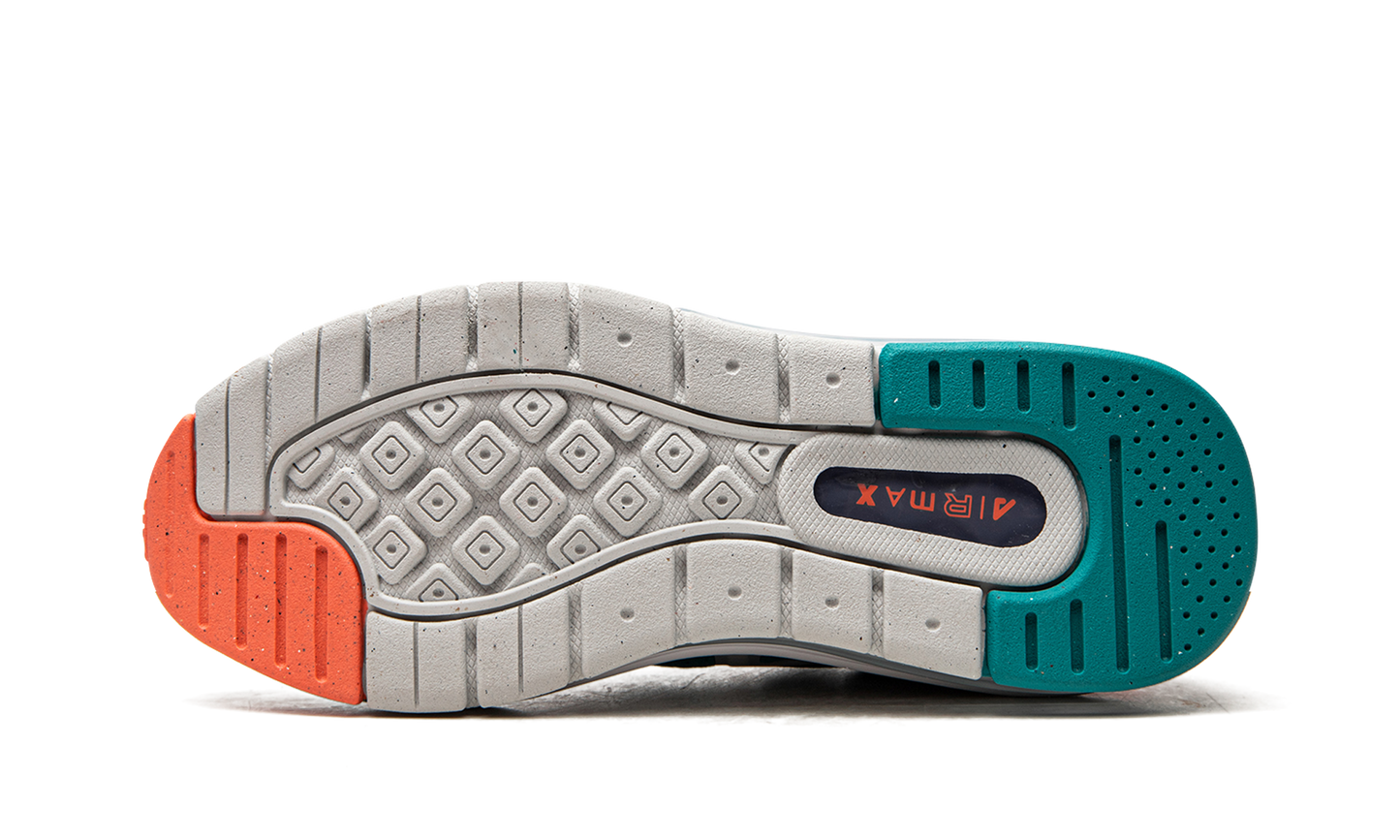AIR MAX GENOME WMNS "Photon Dust Turbo Green" CZ1645 001