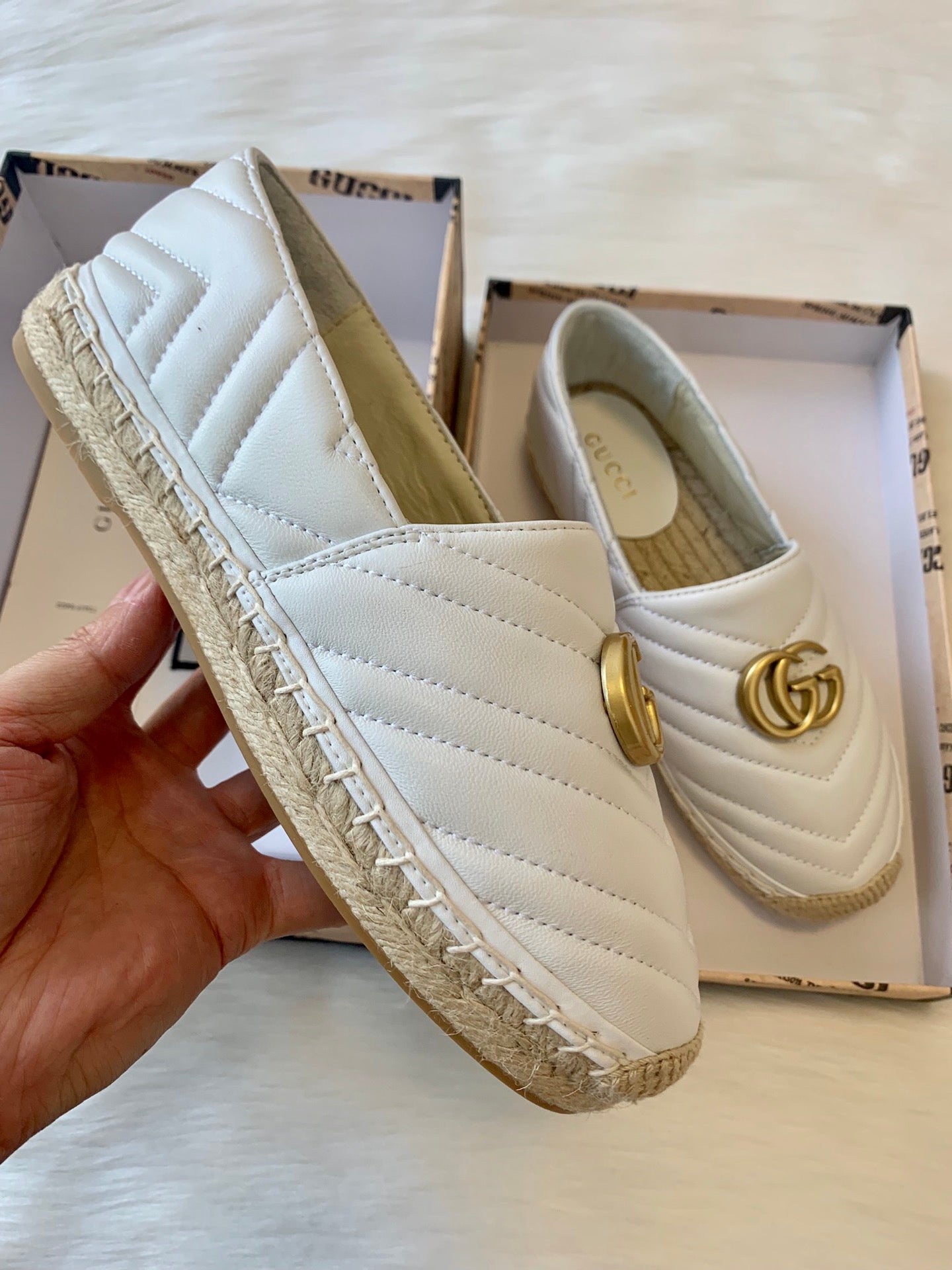 Gucci 2025 Espadrilles White Gold Lambskin 564662
