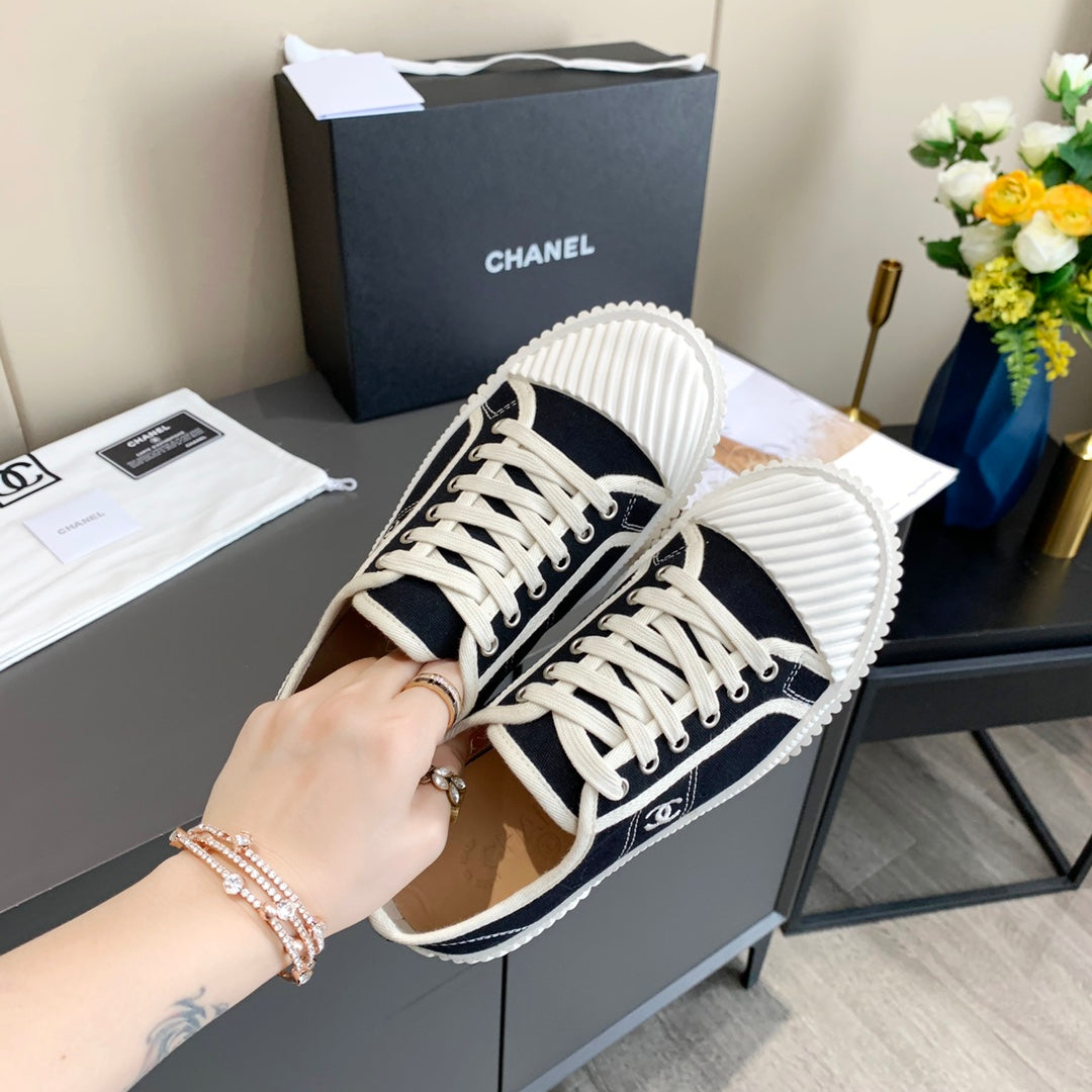 CC 26s Sneaker Black Canvas 868474