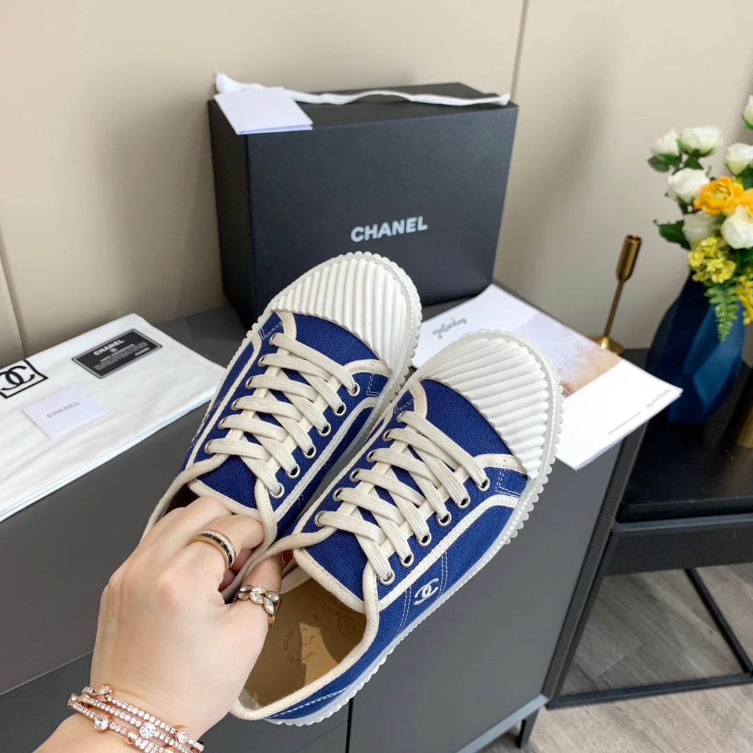 CC 26s Sneaker Blue Canvas 868473