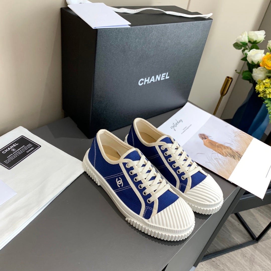CC 26s Sneaker Blue Canvas 868473