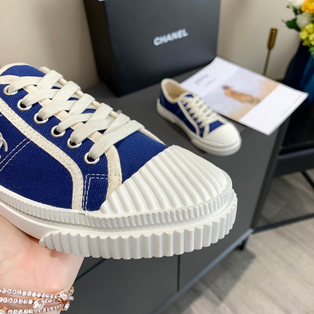 CC 26s Sneaker Blue Canvas 868473