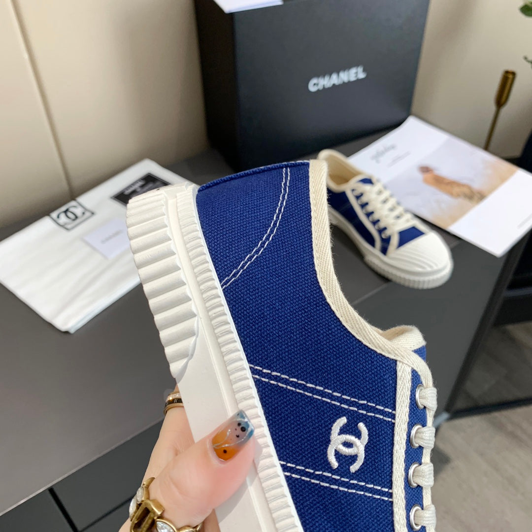 CC 26s Sneaker Blue Canvas 868473